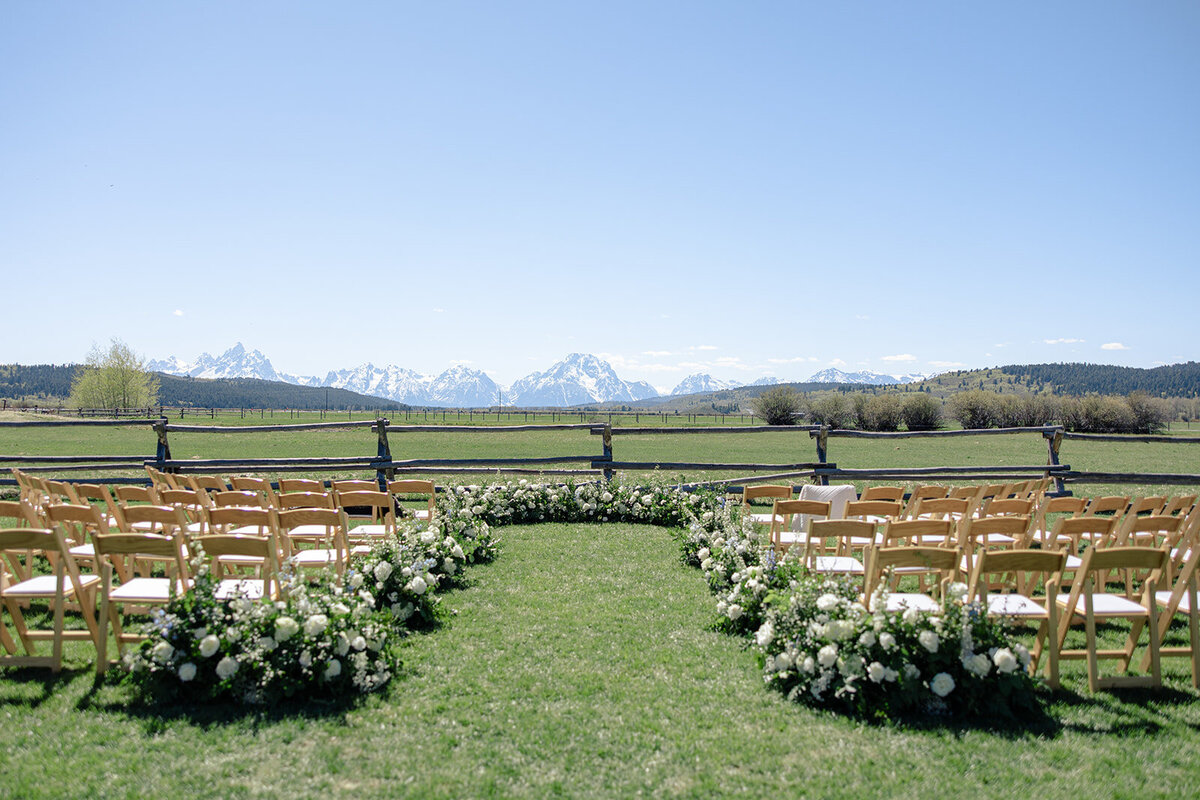 Diamond-cross-ranch-wedding-J-NFoxtails-photography-070