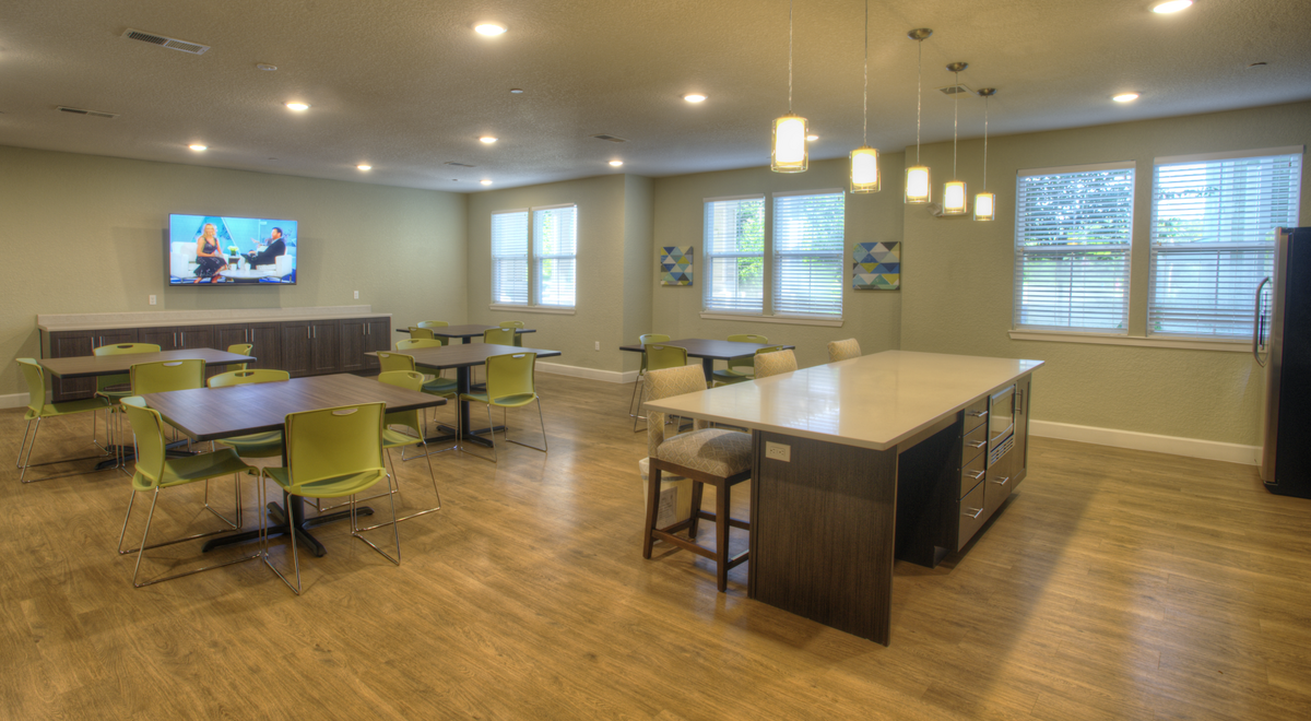 Img2996_7_8_tonemapped