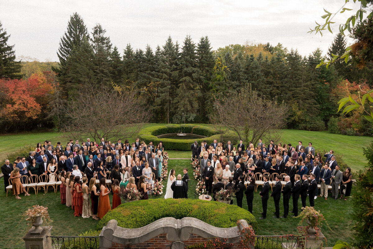 Ed and Aileen Photography Chicago Illinois Digital Film Wedding Engagement Photographers Destination Greencrest Manor51