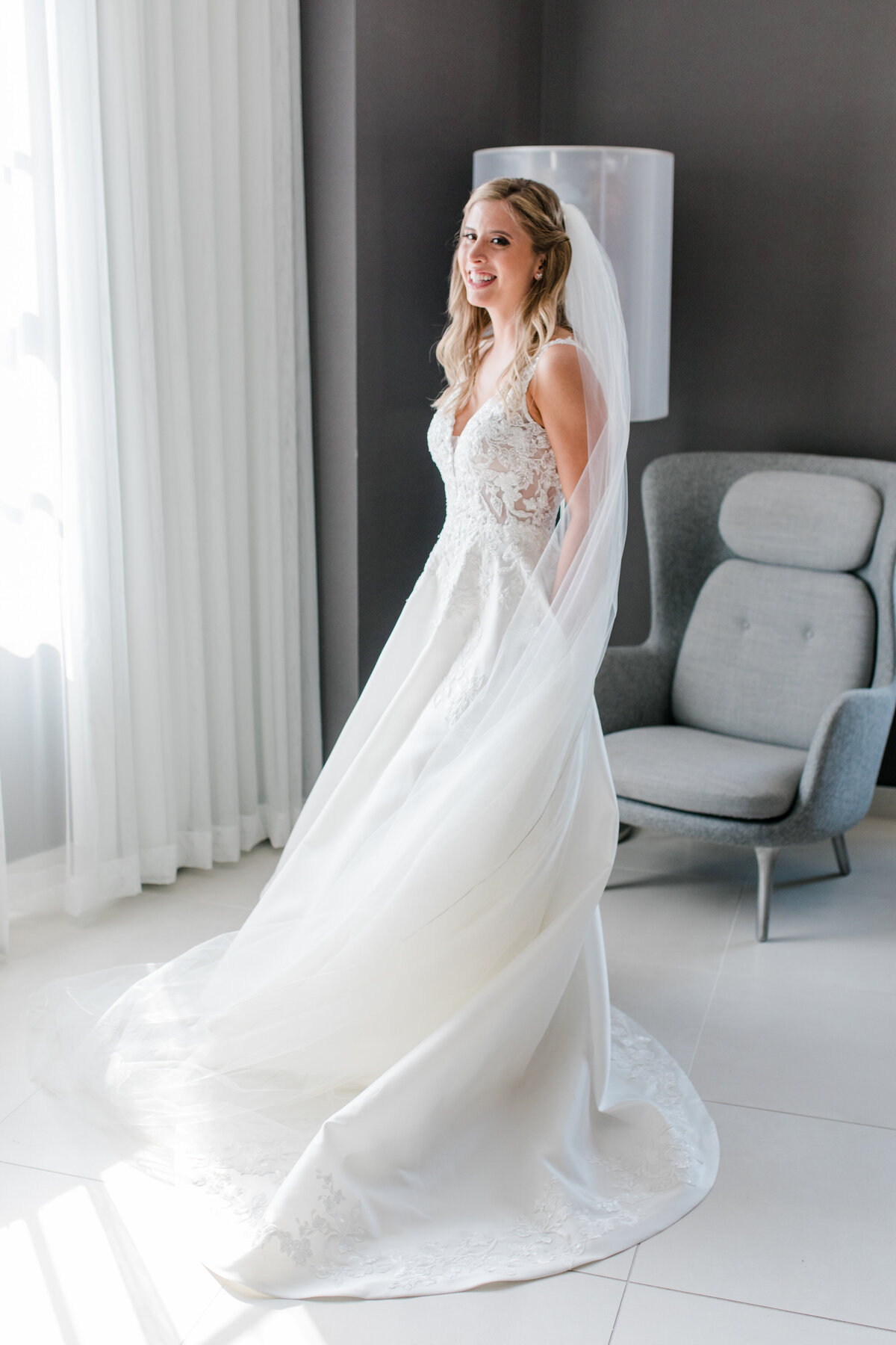 LibbyPeter_National_Portrait_Gallery_Hotel_Washington_Wedding_Washington_DC_VA_MD_Wedding_Photographer_Angelika_Johns_Photography-8728