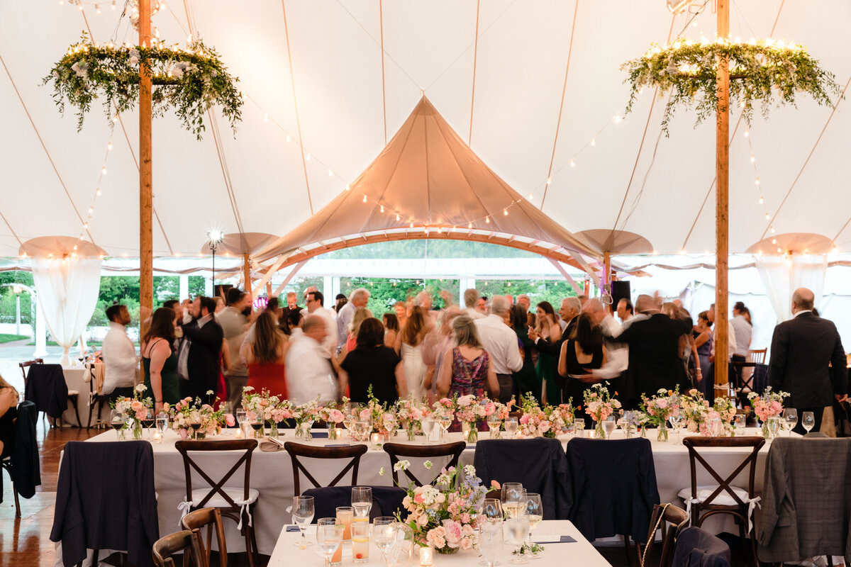 Reception-240 -kg_events_and_design_martha_s_vineyard_massachusetts_mv_luxury_wedding_weddings_planning_event_destination_private_corporate_designer_planner_edgartown_katama_the_field_club_ma