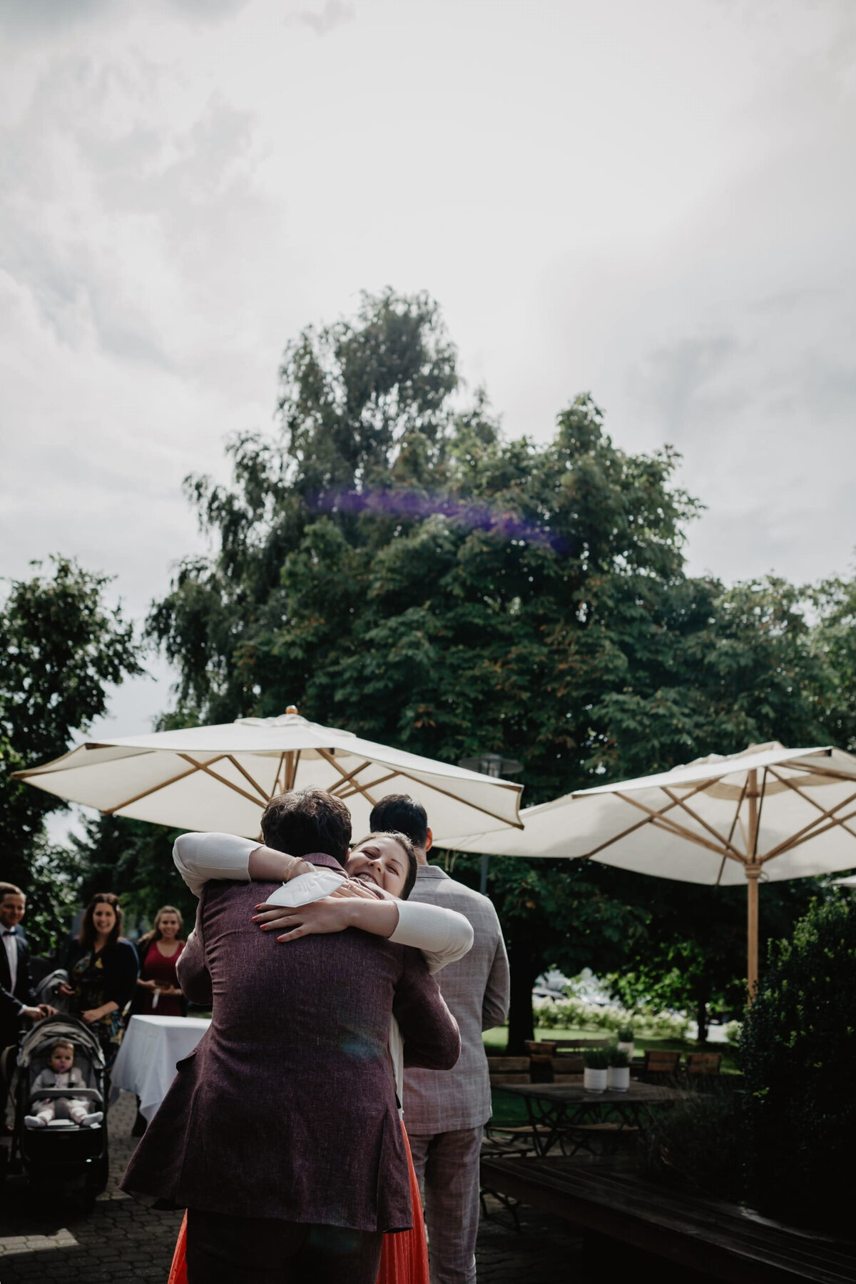 Hochzeit Landgasthof Meier Restaurant Hilzhof bei Nürnberg_Gay wedding photographer SELENE ADORES_210