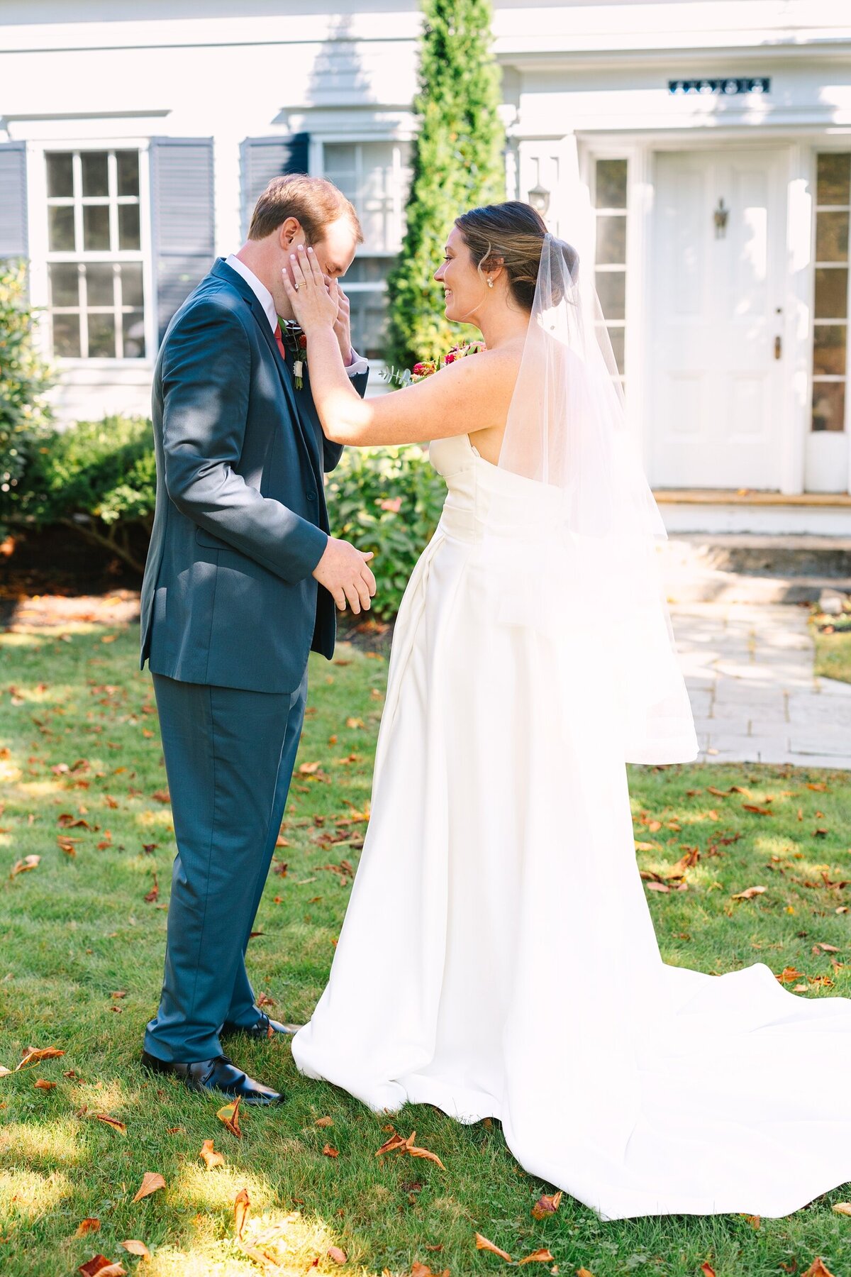 Live_Well_Farm_Colorful_Fall_Wedding_Harpswell_Maine_Photography_0019
