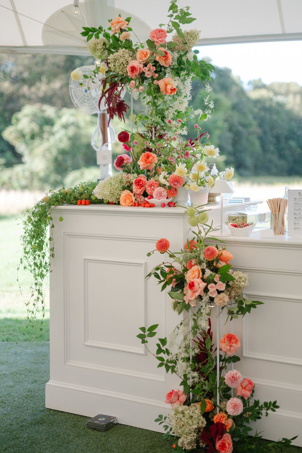 whimsical-event-florals-at-smith-farm-gardens