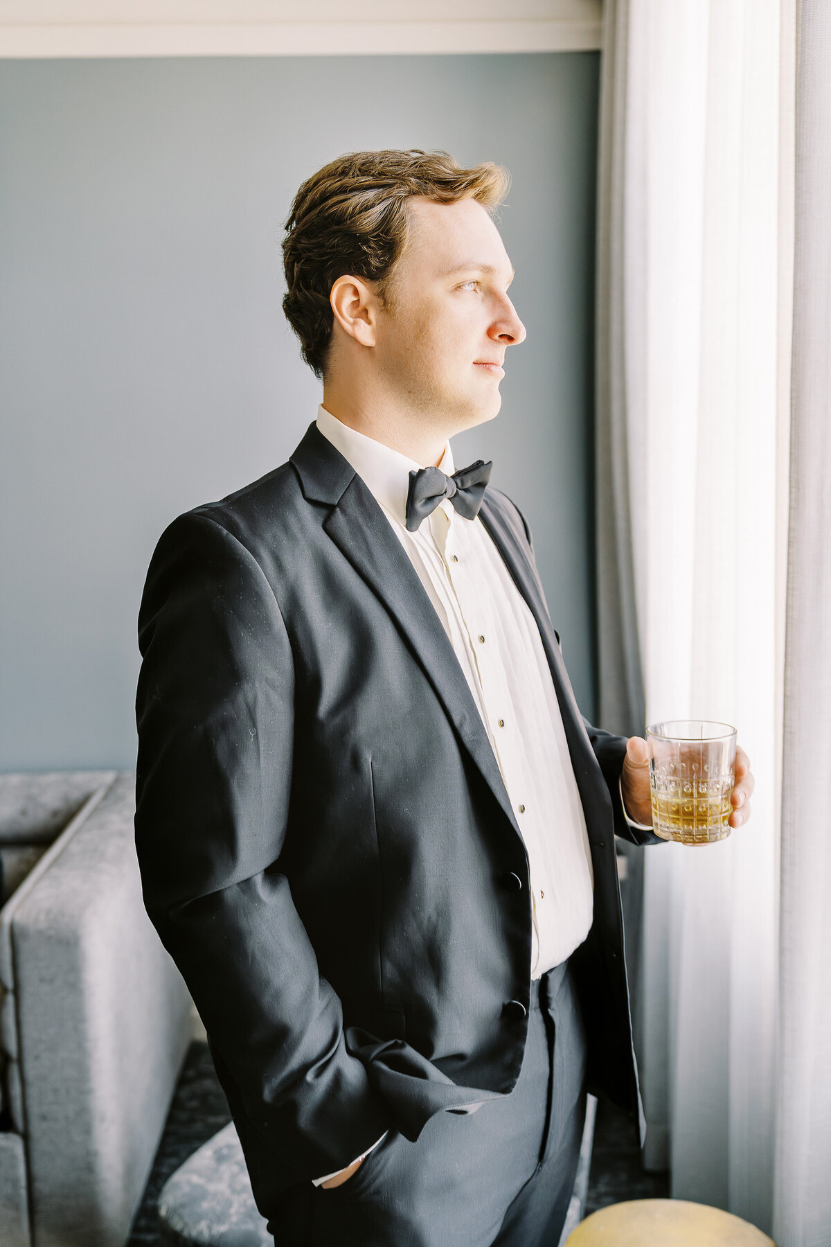 downtown-sacramento-firehouse-wedding-007