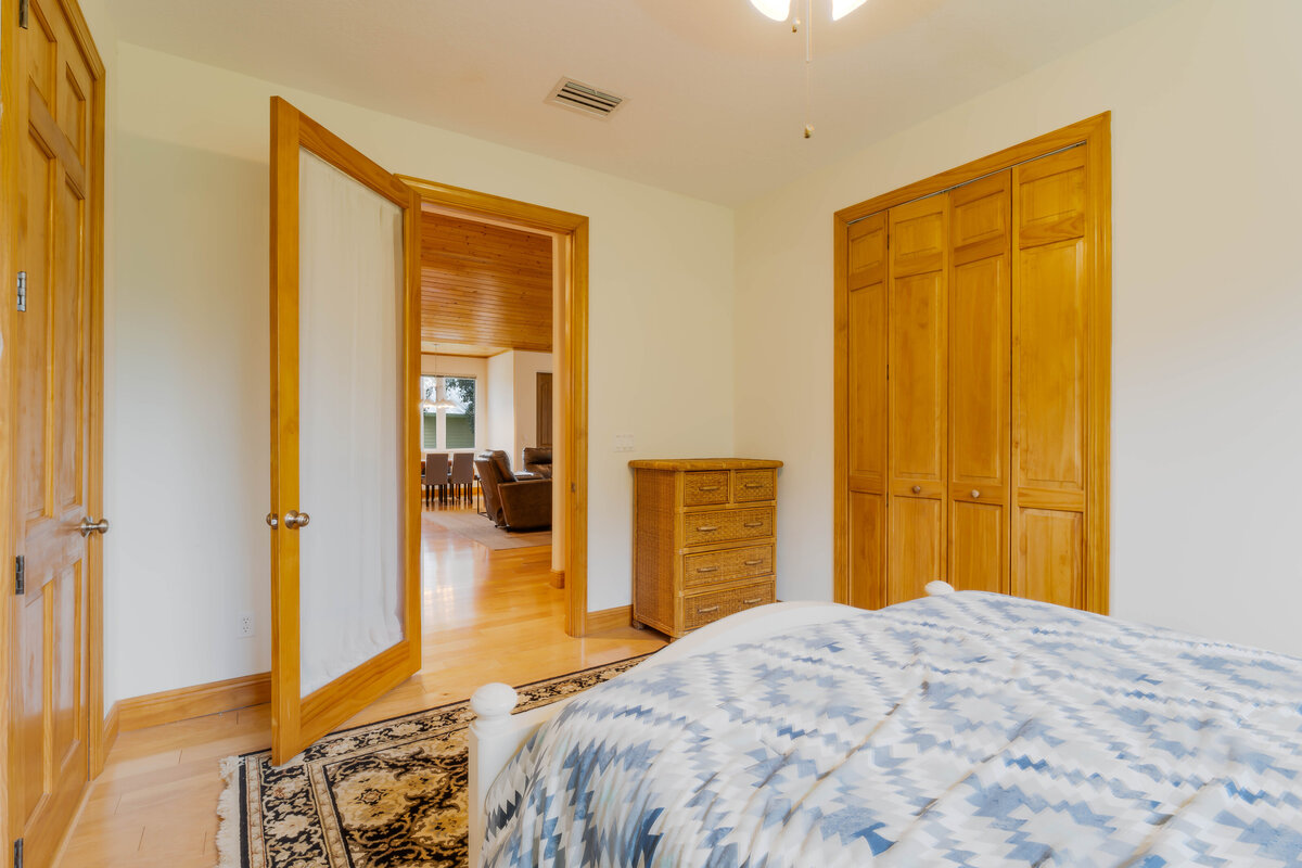 Bedroom 6 (1)