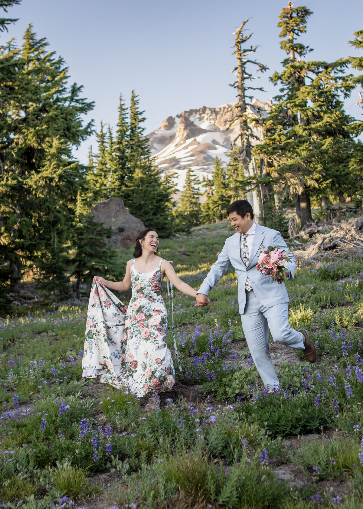 Mount-Hood-Elopement-Photographer