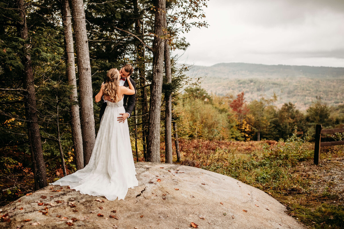 New_Hampshire_Wedding_Photographer_Granite_Ridge_Estate-35