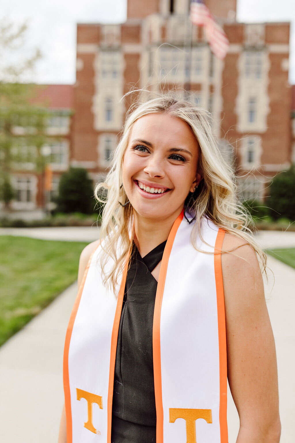 AC_Goodman_Photography_Rachel_UT_Graduate_Knoxville_Tennessee-19