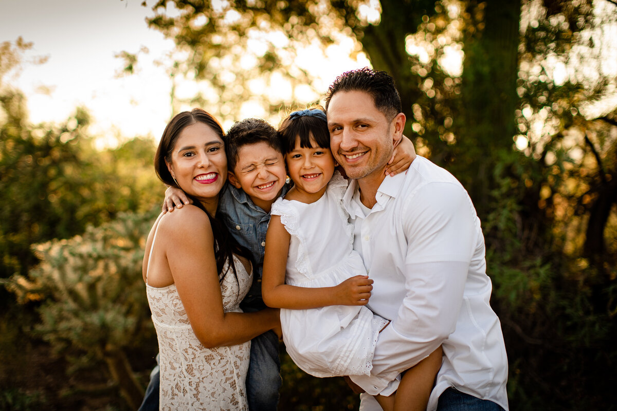 sabino-canyon-family-photos-kalena-photography-tucson-photographer (67)