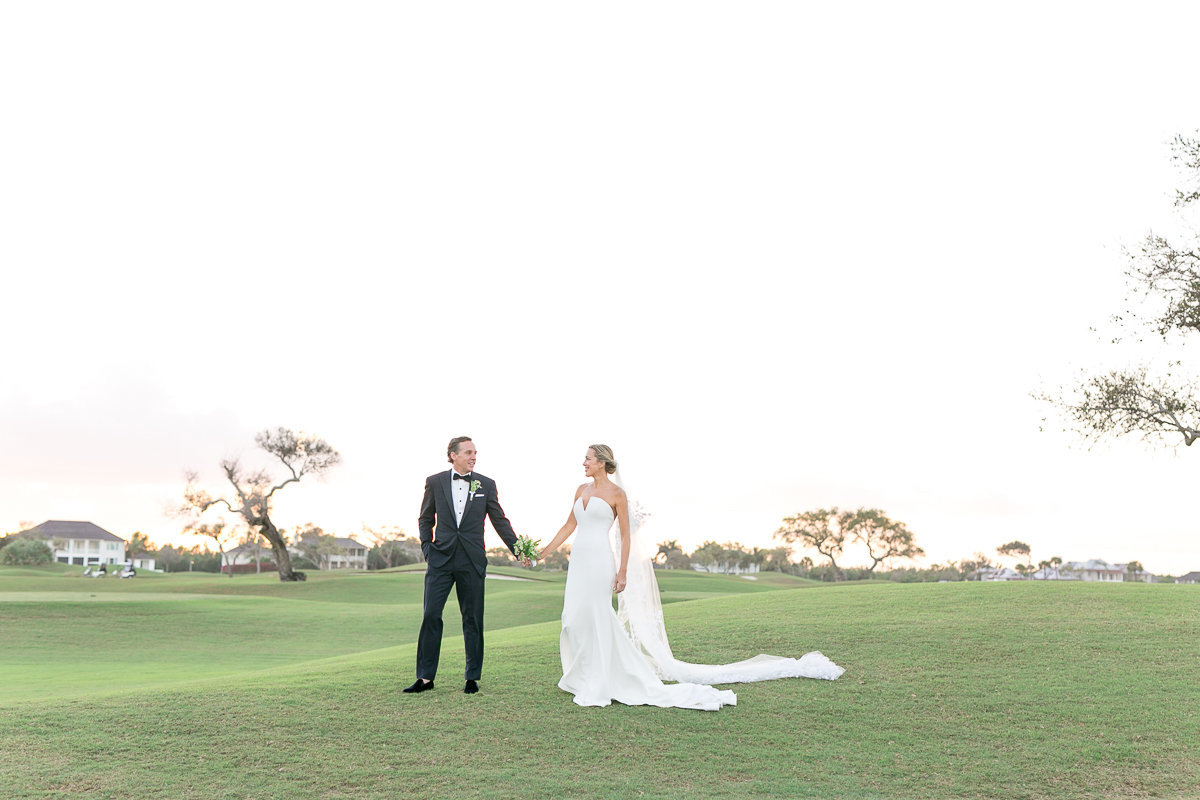 Windsor Vero Beach photographer | Windsor  photographer | Windsor  photographer  | Amalie Orrange Photography| Windsor  Vero Beach wedding couple | Windsor Florida wedding  | Vero Beach wedding photographer-50