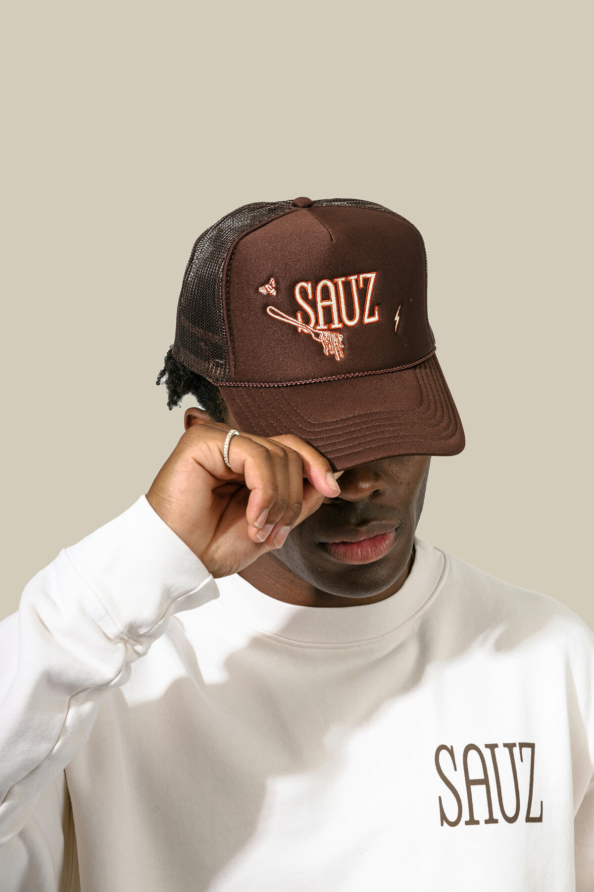 Sauz-tyler-nix-XMZyQQv6Aqg-unsplash
