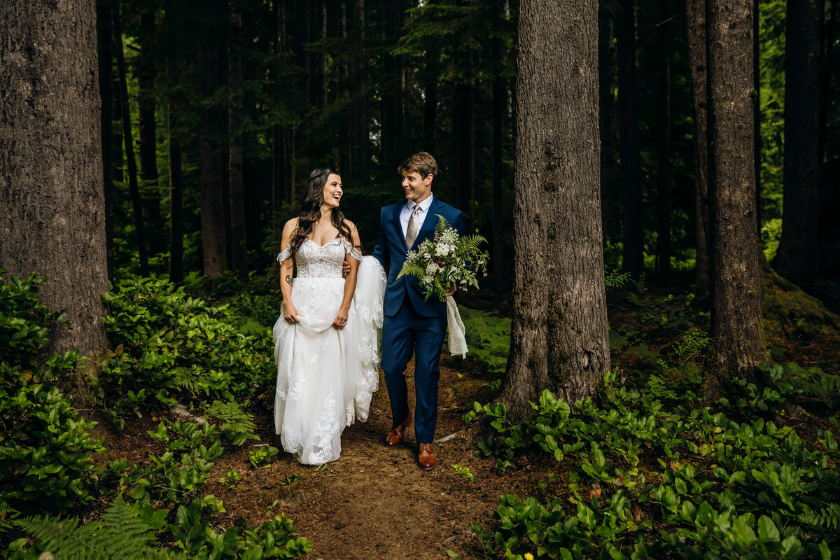 Seattle-adventure-wedding-photographer-James-Thomas-Long-Photography-171
