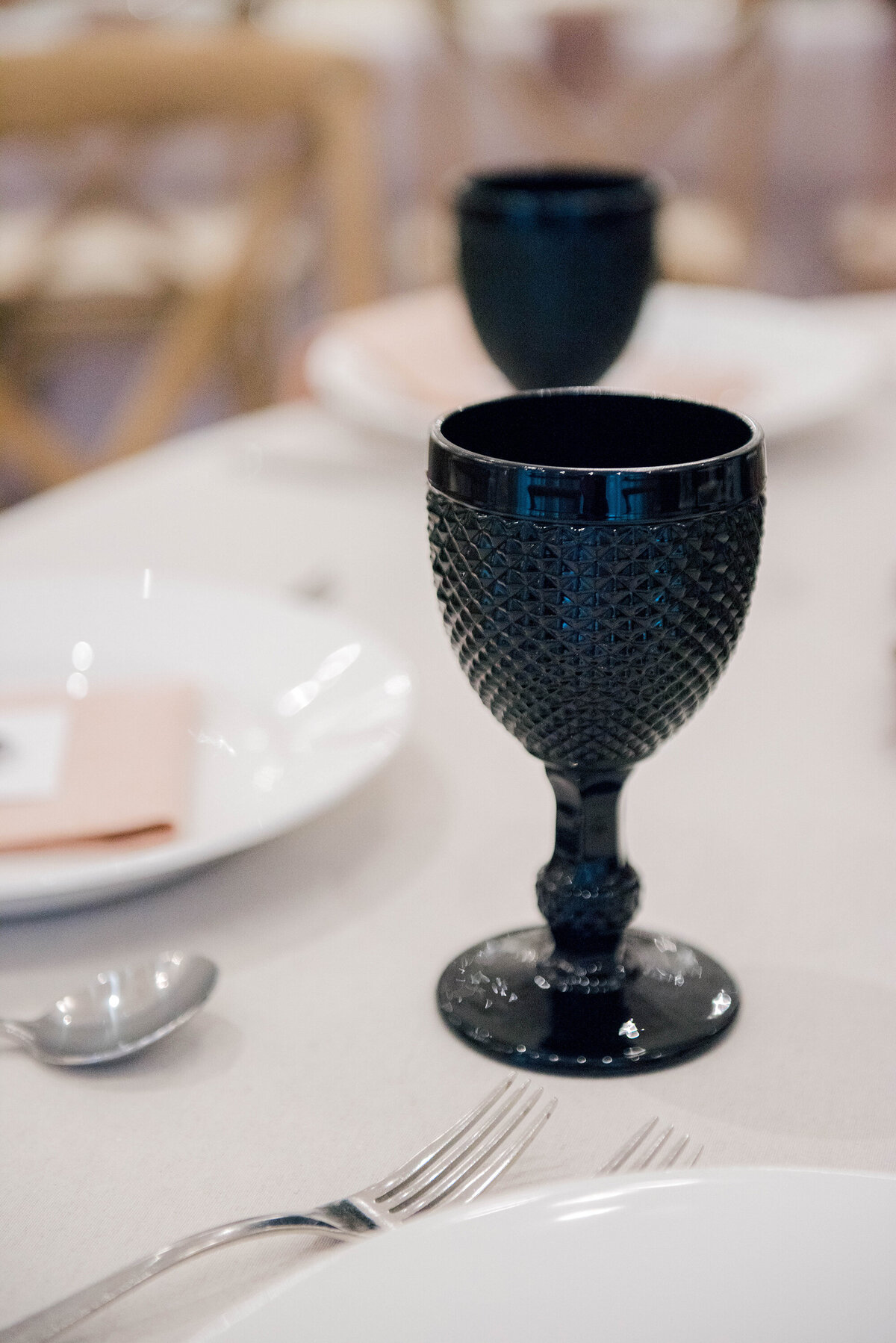 Contemporary navy blue goblet from Modern Rentals, contemporary decor rentals based in Calgary, AB. Featured on the Brontë Bride Vendor Guide.