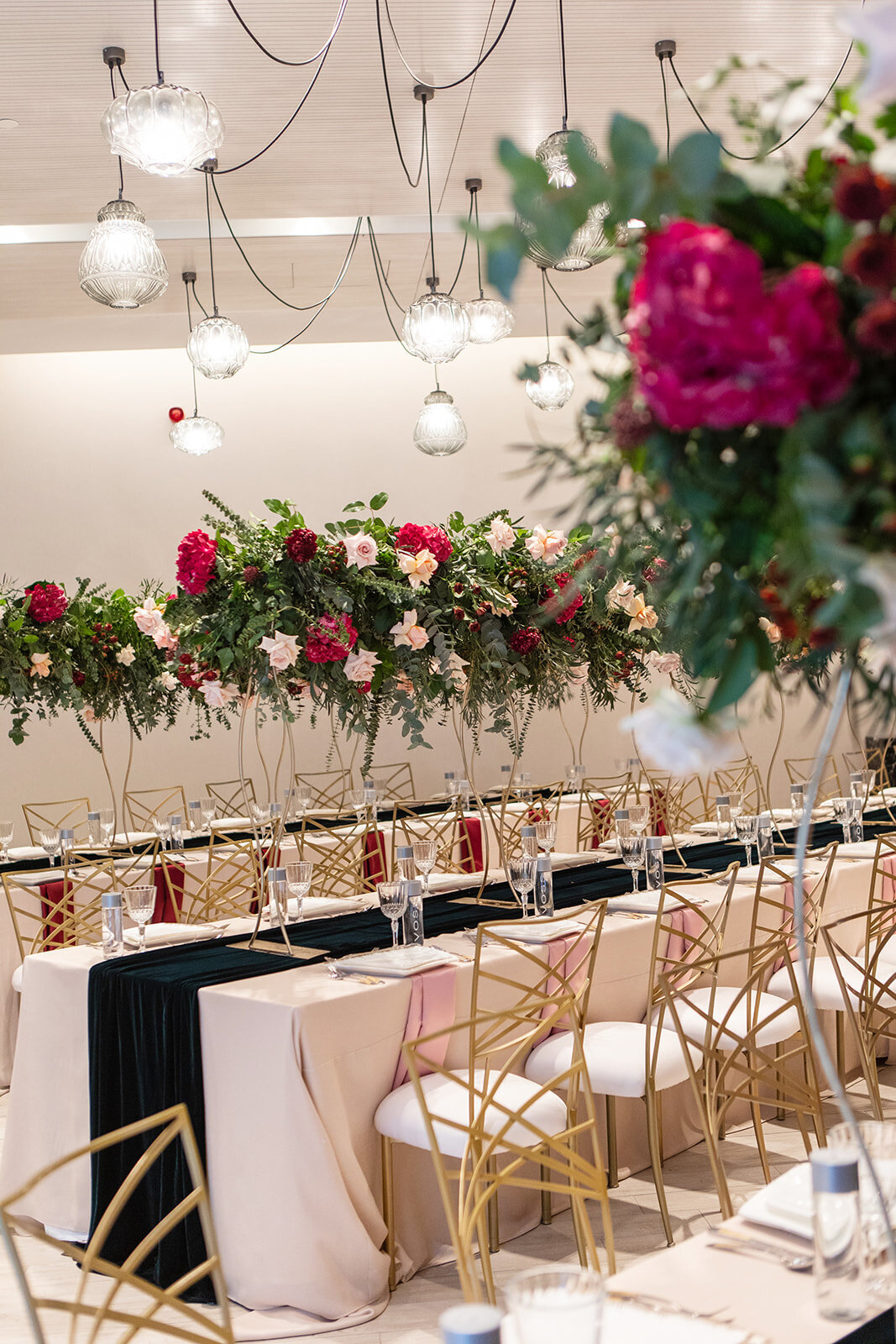 rock-your-event-wedding-styling-planner-designer-dubai-UAE-alfresco-royal-dinner-sweet-beginnings