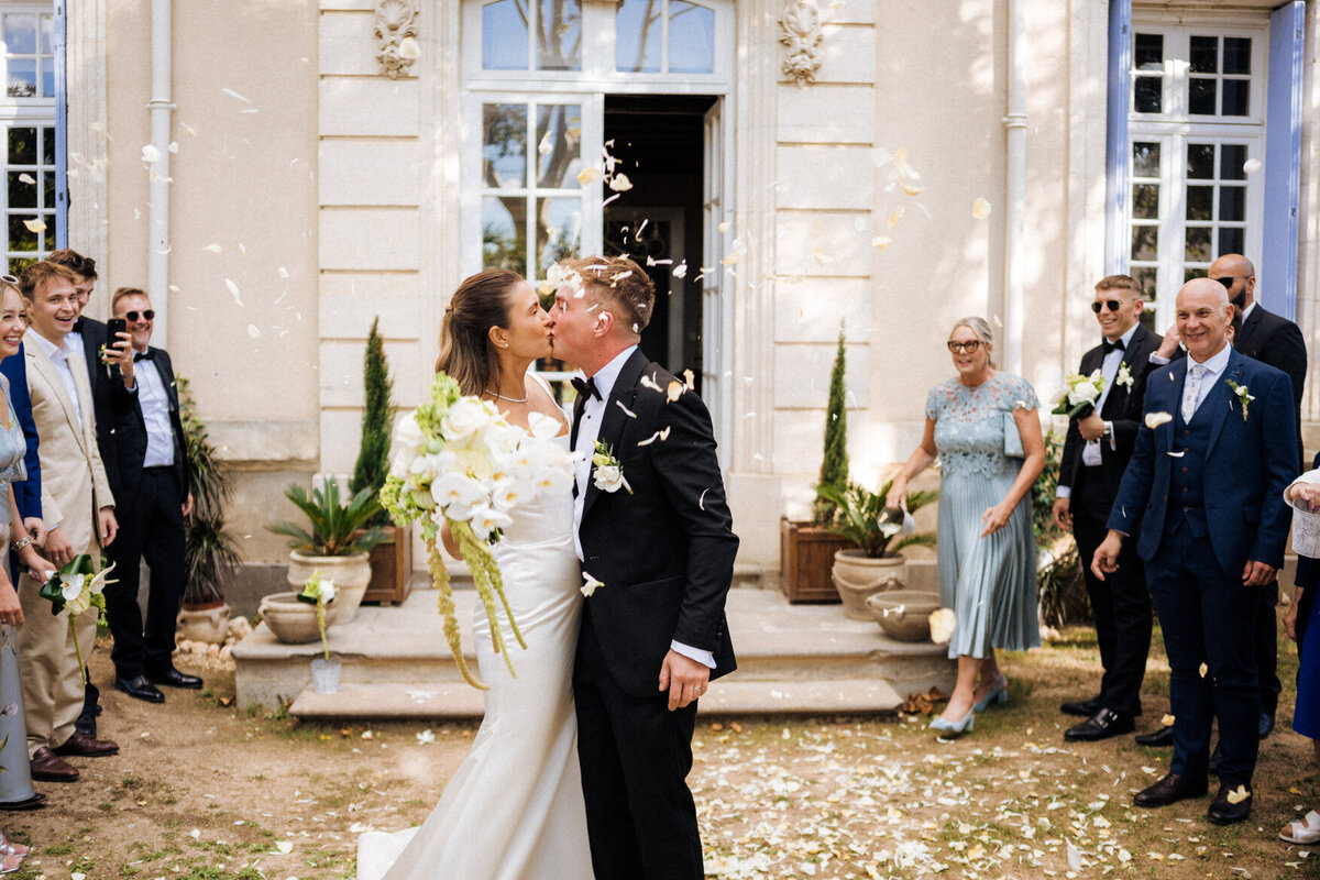 wedding-petal-toss-destination-wedding-chateau4