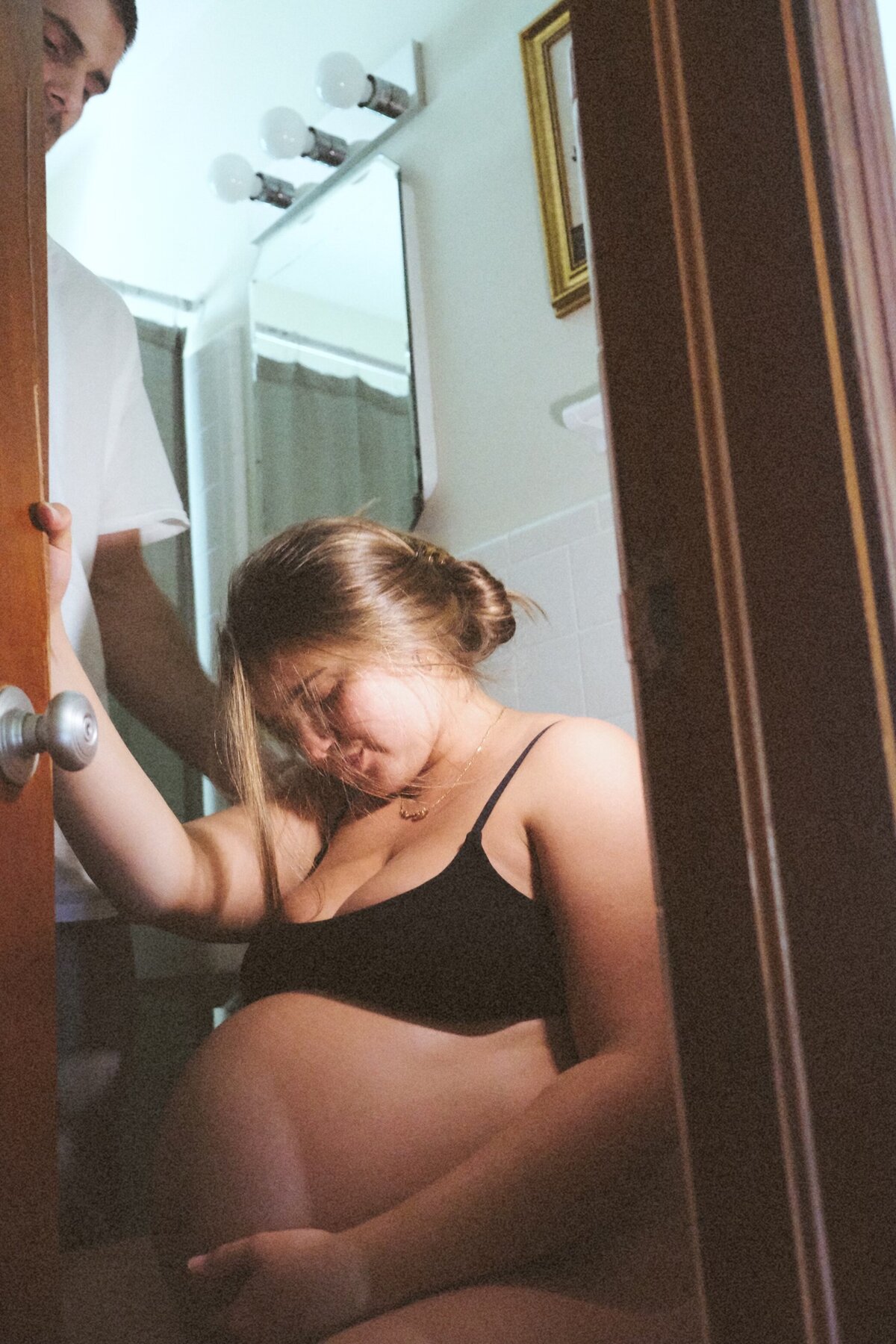 laboring-mom-bathroom
