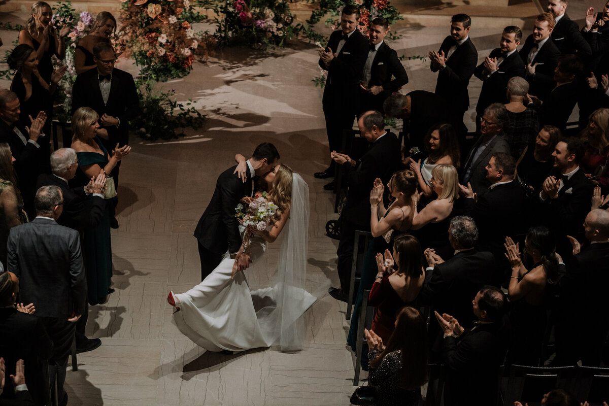teagan-ryan-wedding-toronto-art-gallery-of-ontario-fairmont-royal-york-new-years-eve-40