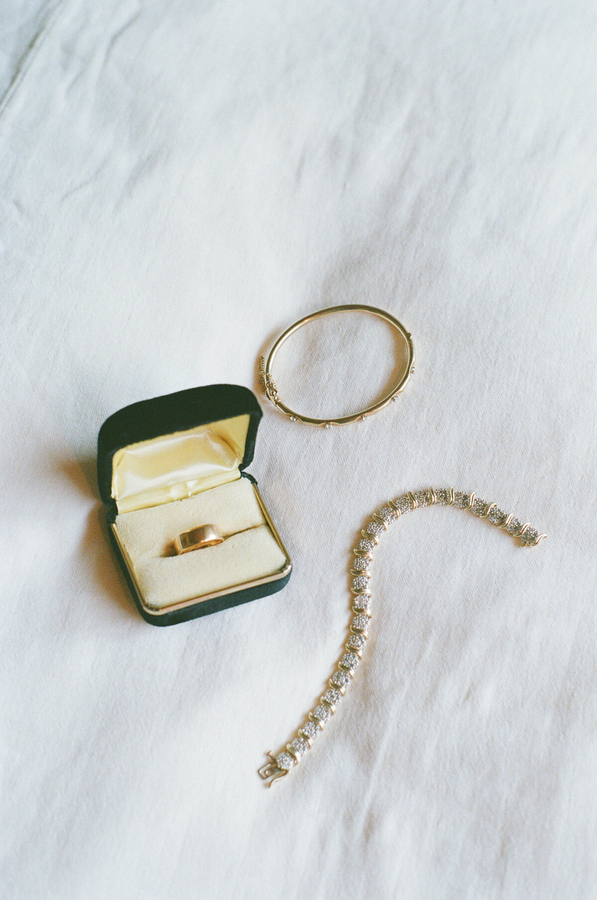 Emily&AustinFilm_AustinWeddingPhotographer_HereaferFilms-24