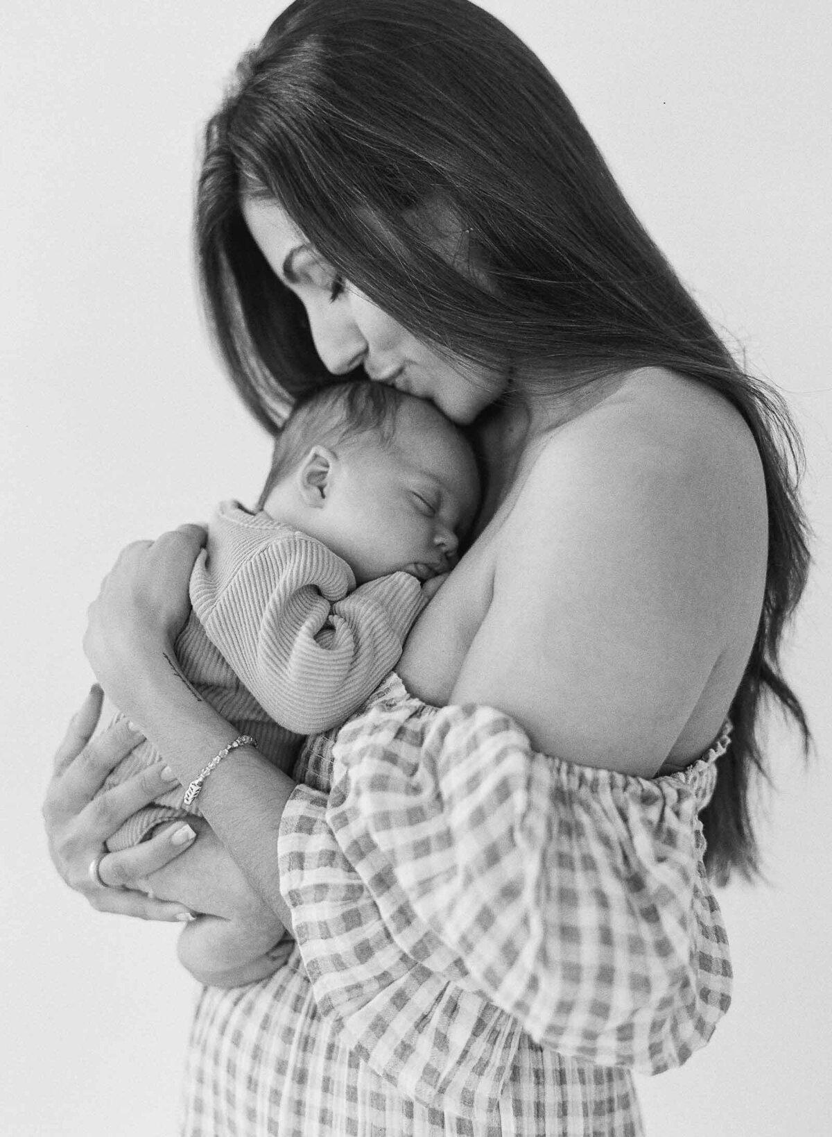 Newborn-Photos-Shaunae-Teske-9