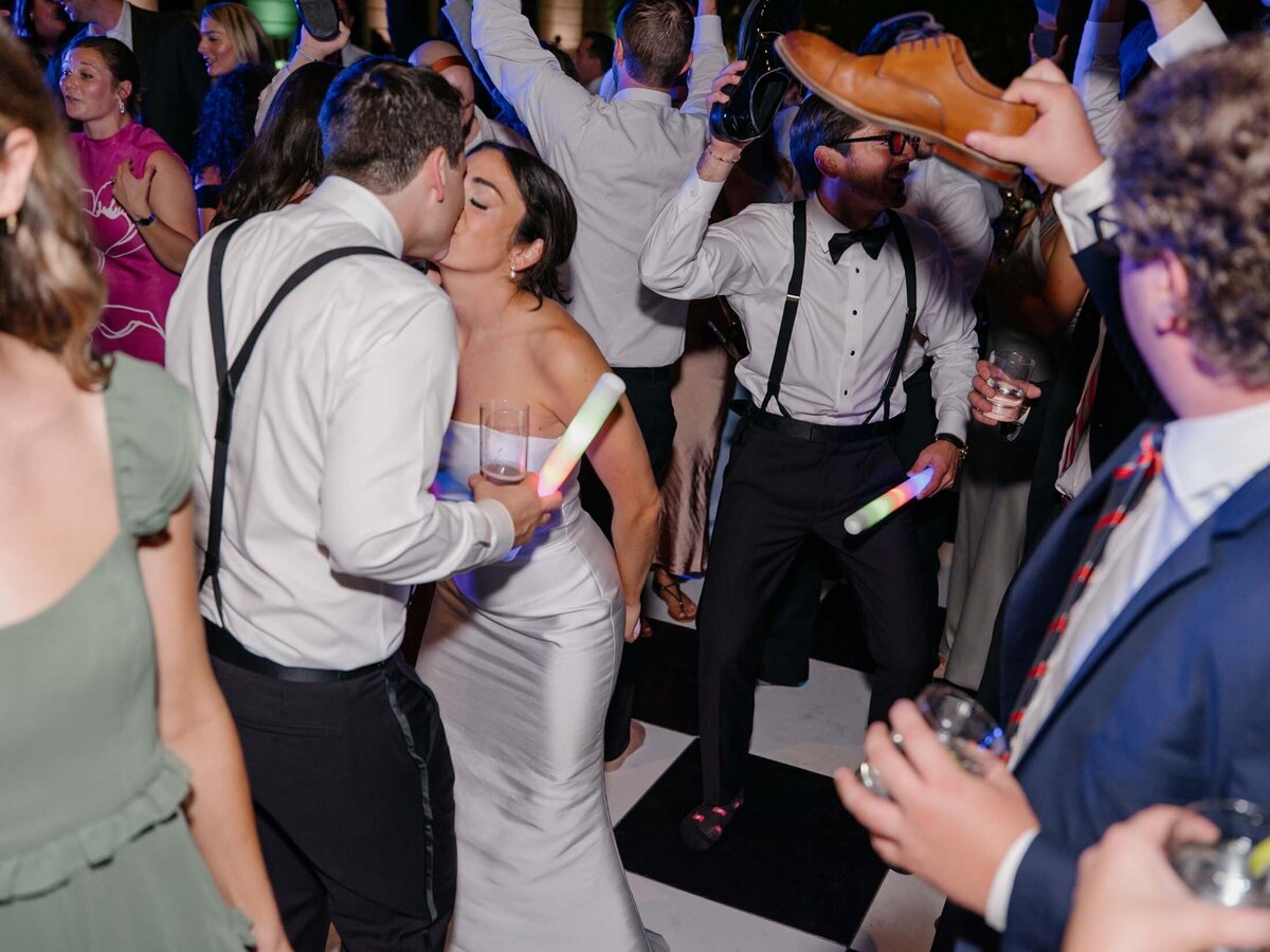 cleveland-art-museum-wedding-0001-5