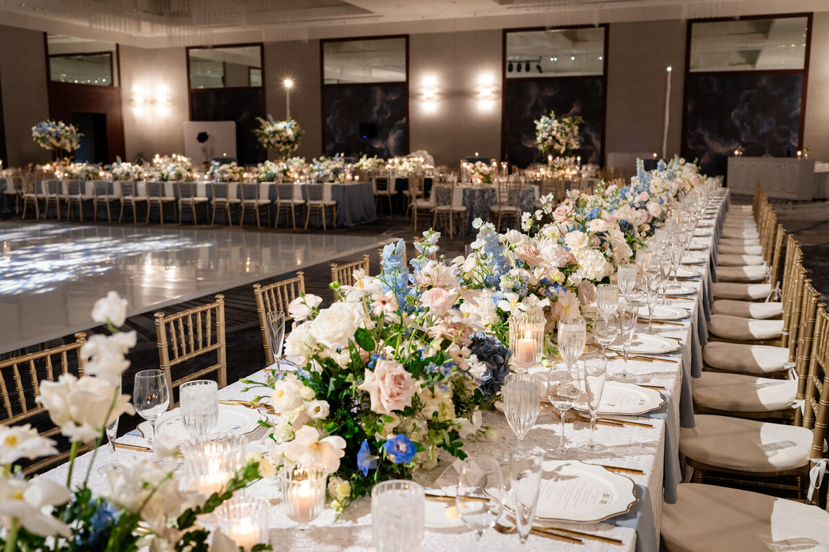 Grand Rapids Wedding Photographer JW Marriott708
