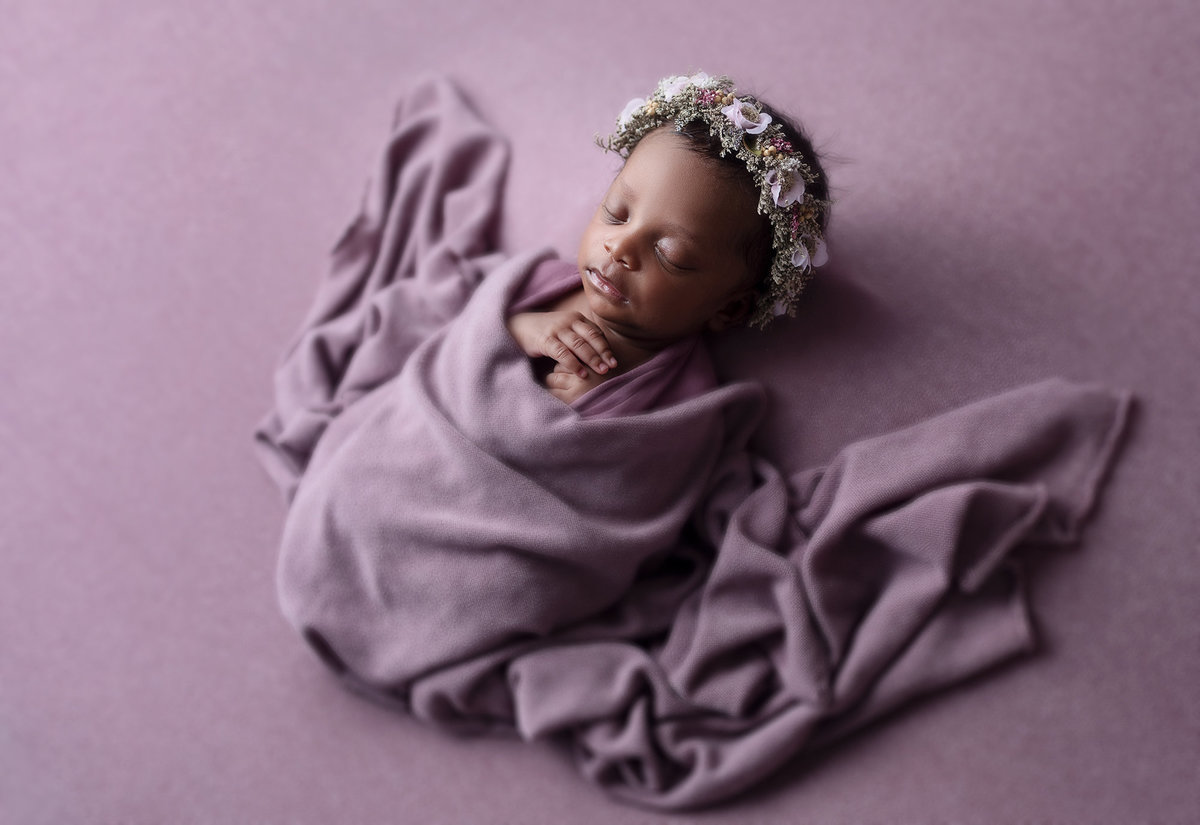 best Maryland newborn photographer, Baltimore newborn photographer, newborn photography near me, newborn portraits Crofton MD, professional baby photos
