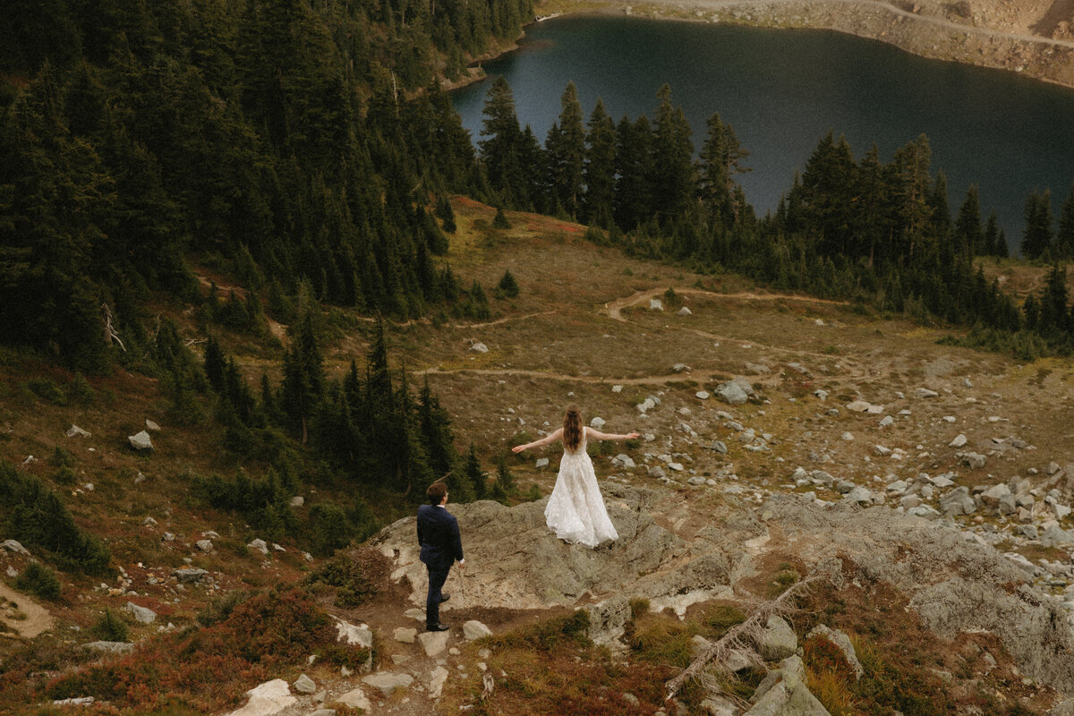 Elopement-PNW-North-Cascades-Washington-Elopement-Photographer-Tessa-Marie-Collective