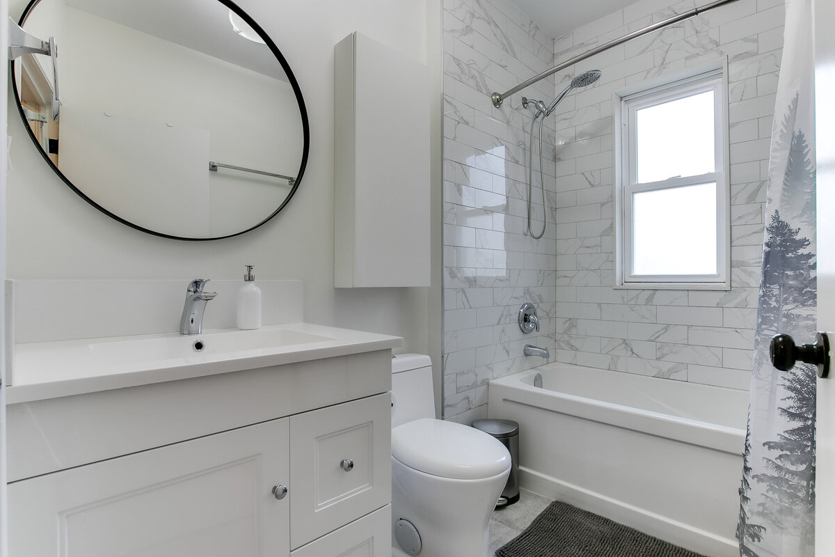 043_Bathroom