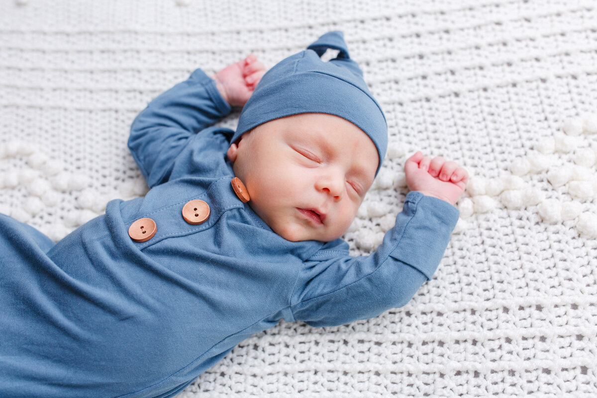 baby-connor-newborn-photos-144
