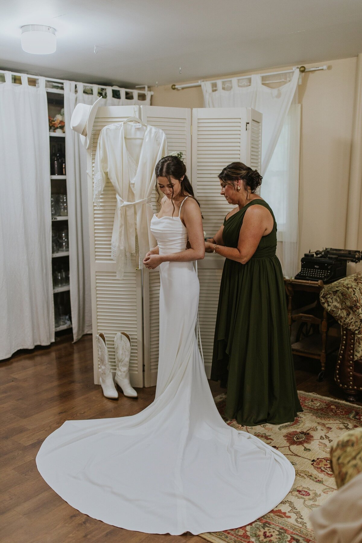 burlap-and-bells-wisconsin-wedding-venue-23