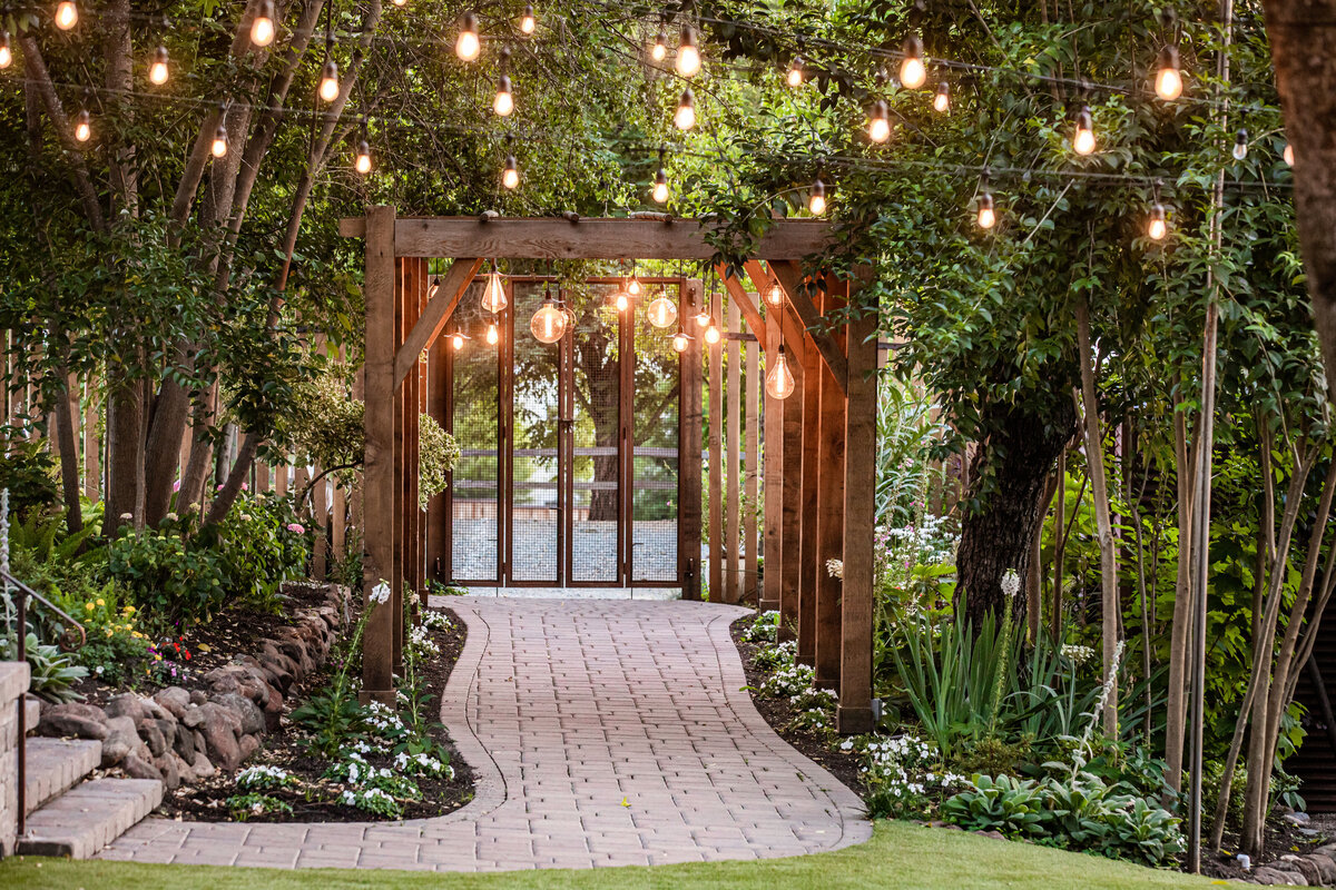 CALIFORNIA GARDEN WEDDING VENUE