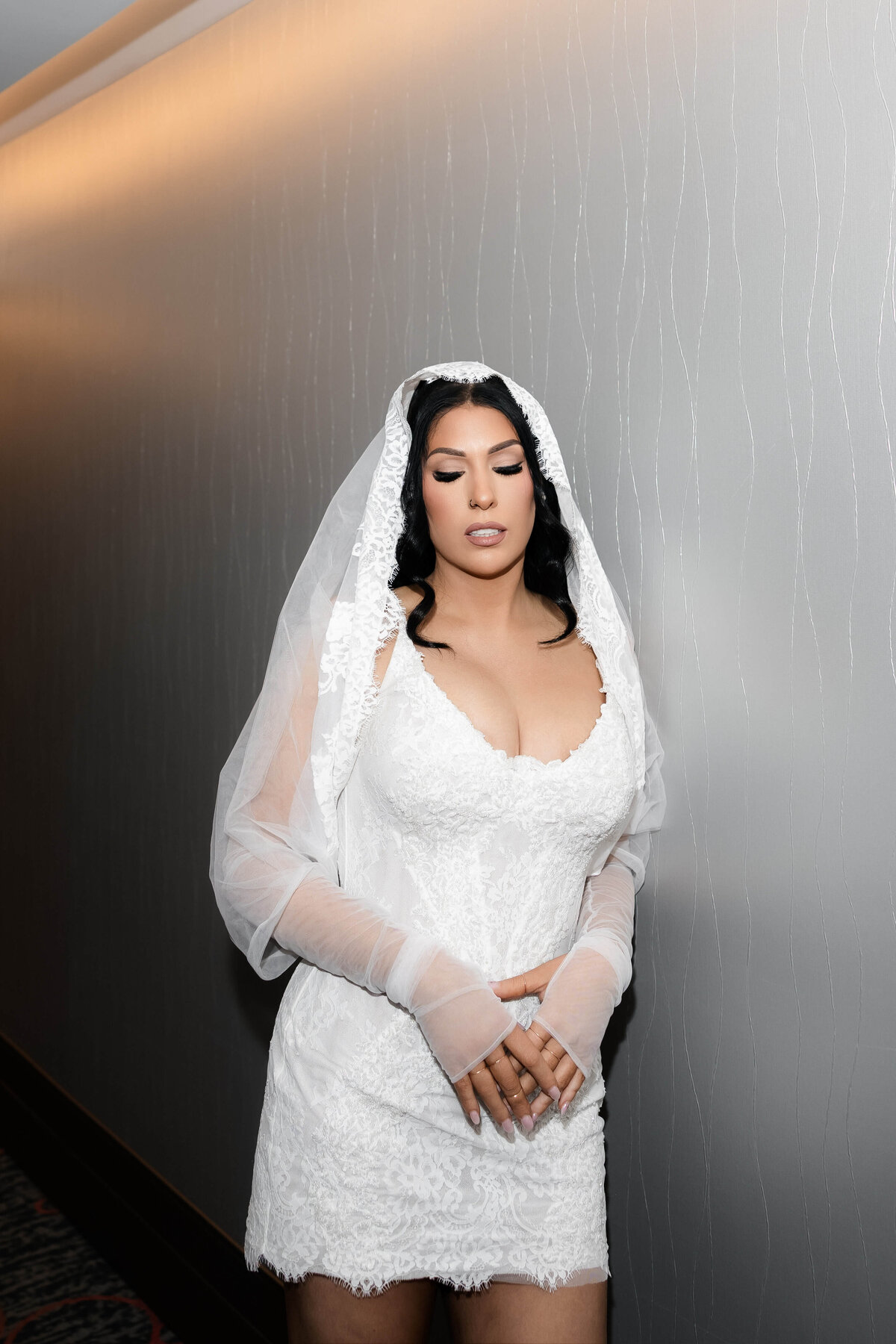 17riskyexposure_aimee-adrian_las-vegas-elopement-photography