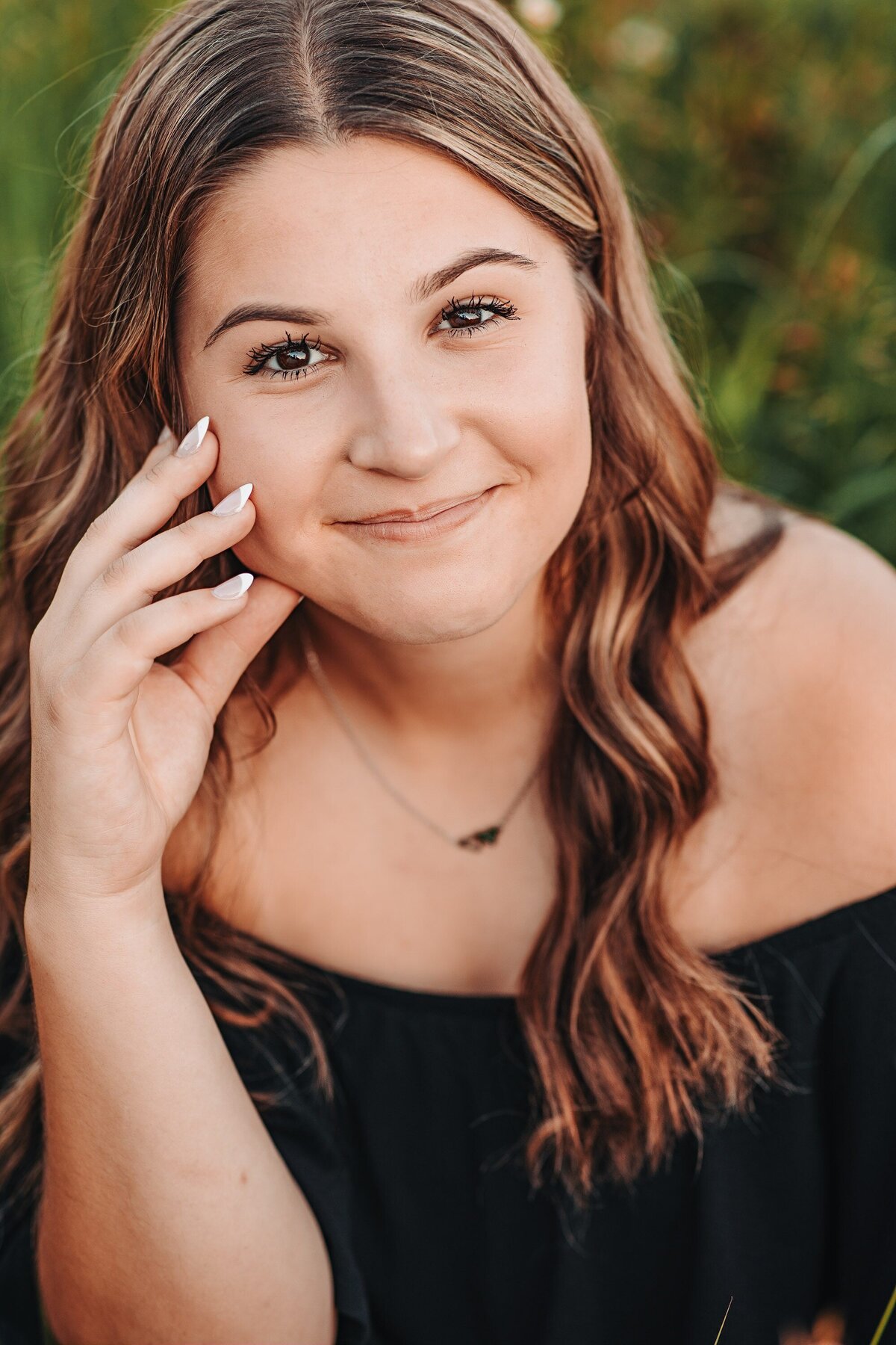 high-school-senior-girl-portrait-ideas-summer
