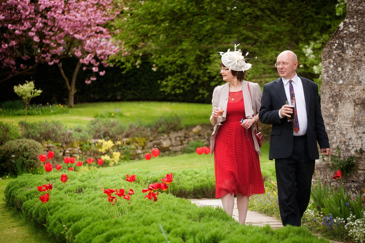 Notley-Abbey-wedding-photography-1077