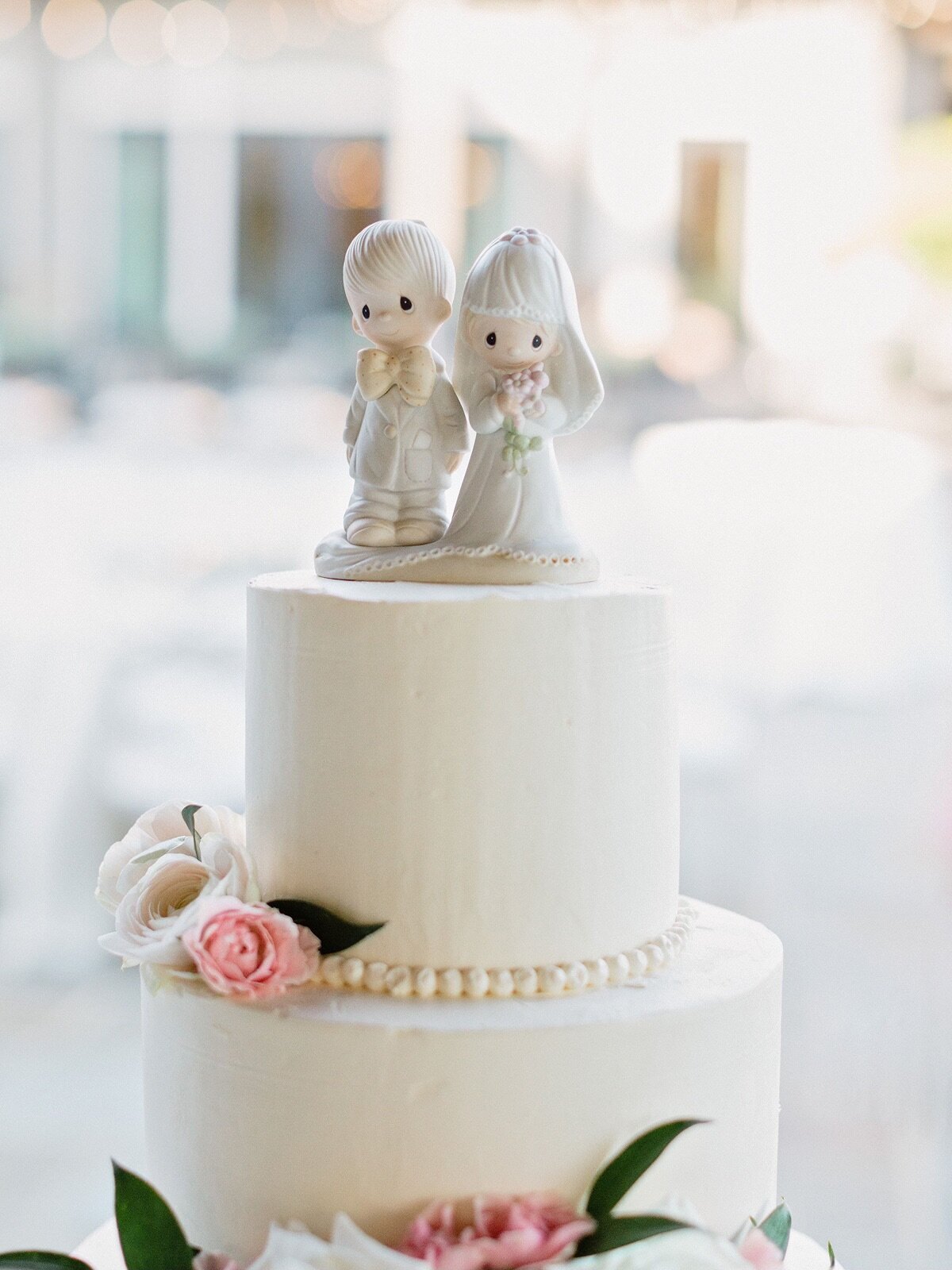 wedding-cake-topper