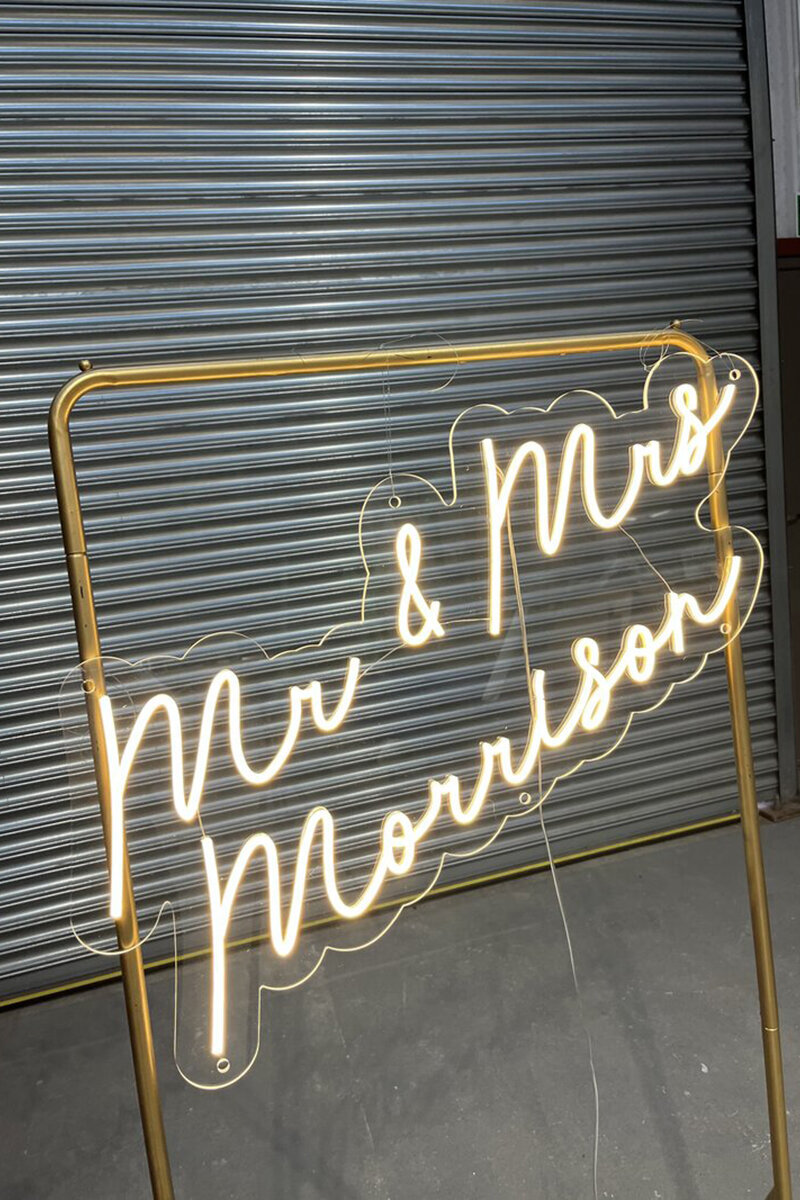 ellis-signs-custom-neon-surname-wedding-sign-newcastle-gateshead-north-east