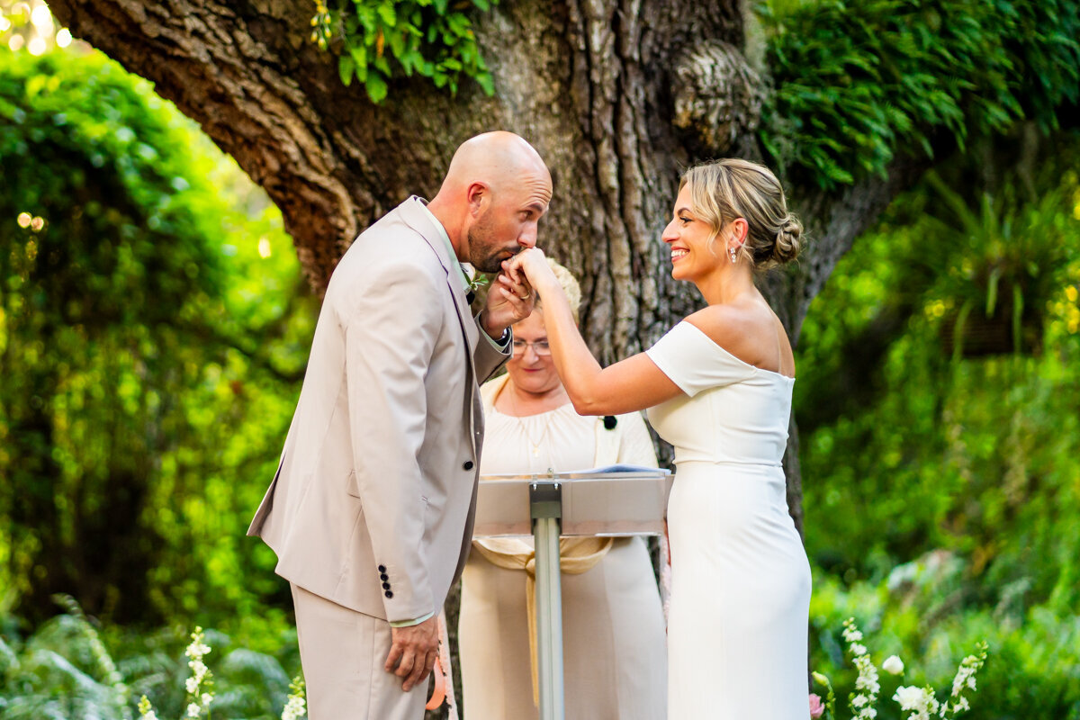 maddness-photo-del-favero-oasis-elopement-chantilly-chic-celebrations-6