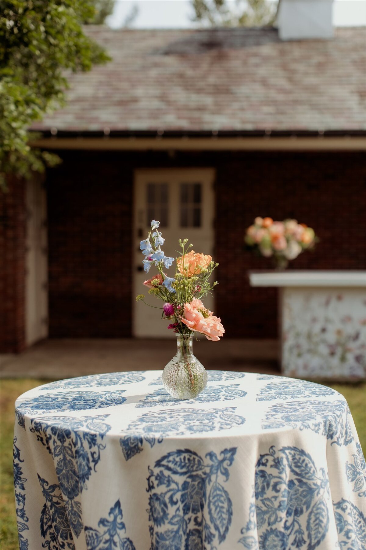 cocktail-reception-in-the-paddock-at-elawa-farm