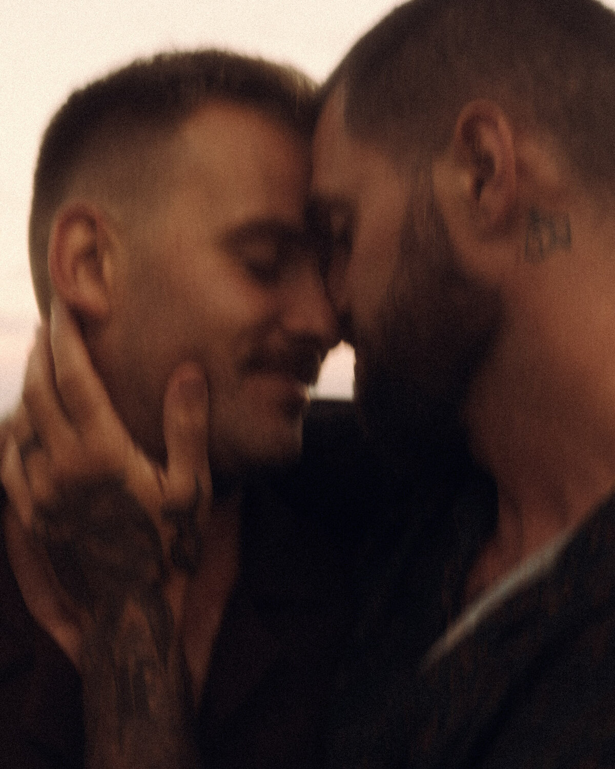 eilish-burt-photography-gay-engagement-3