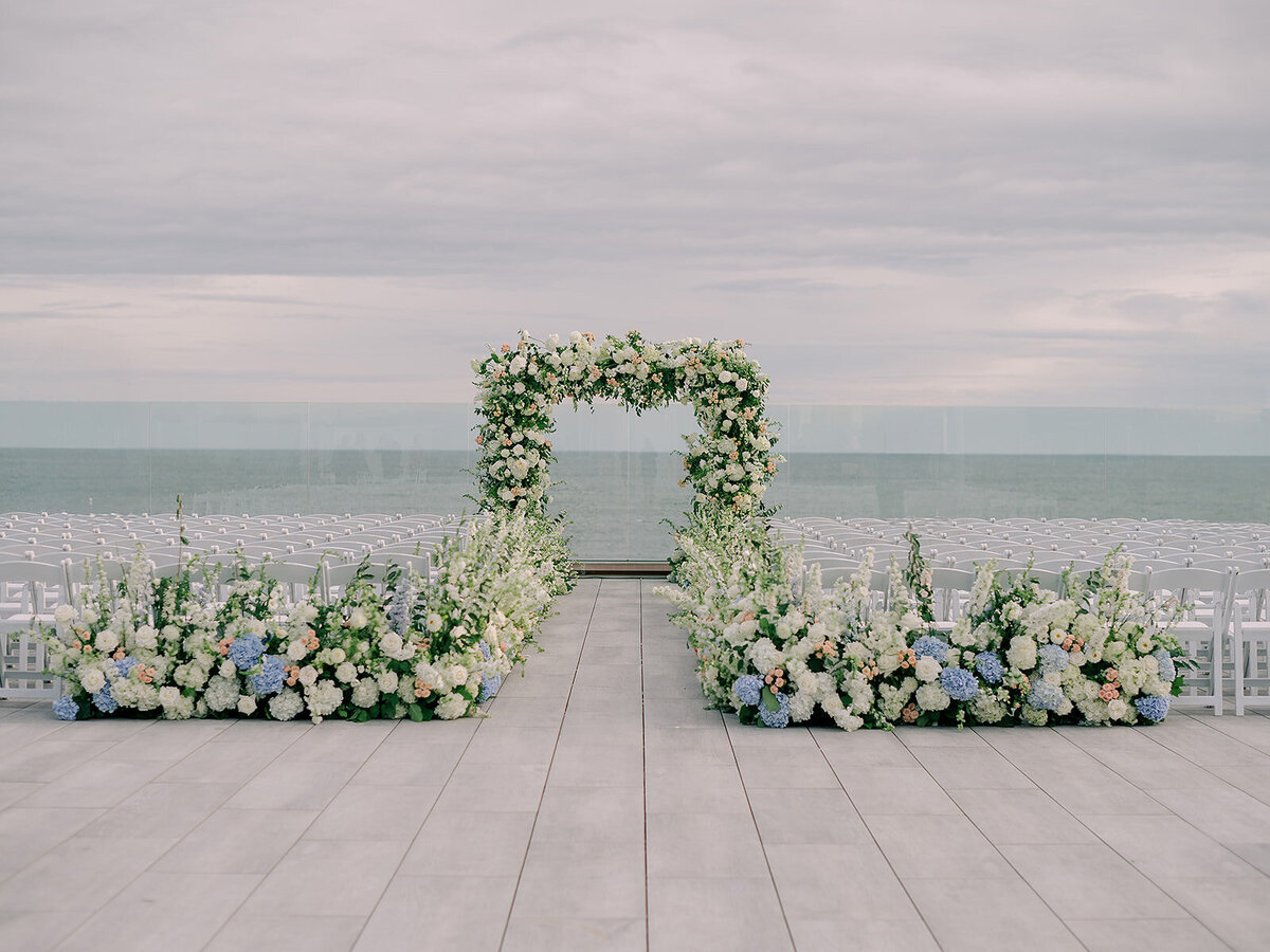 Kate_Murtaugh_Events_Cape_Cod_wedding_planner_ceremony_chuppah