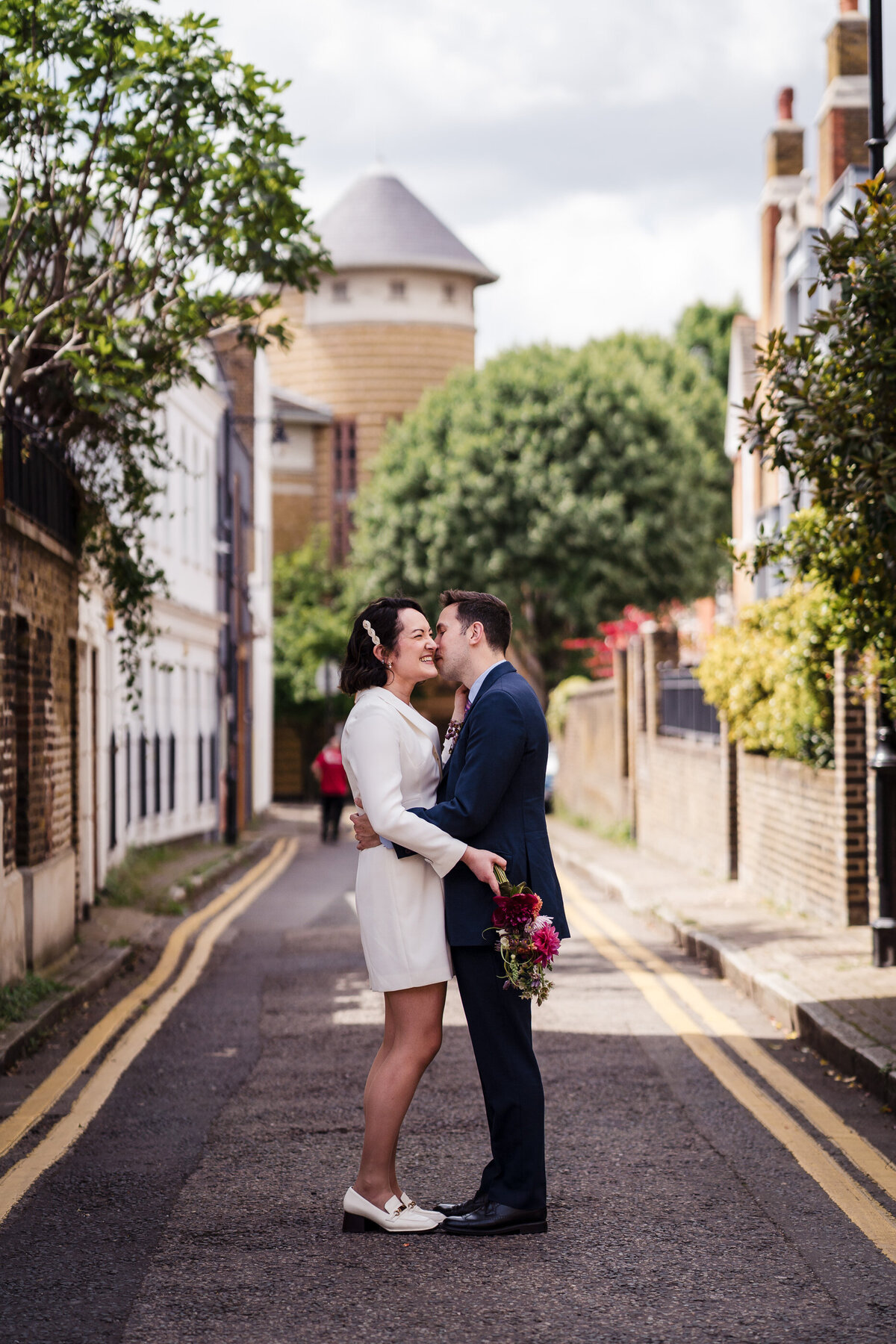 intimate-london-old-marylebone-town-hall-wedding-60