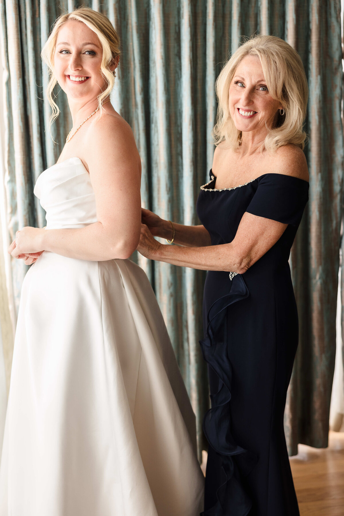 The Crescent Beach Club Wedding - Long Island New York - 10