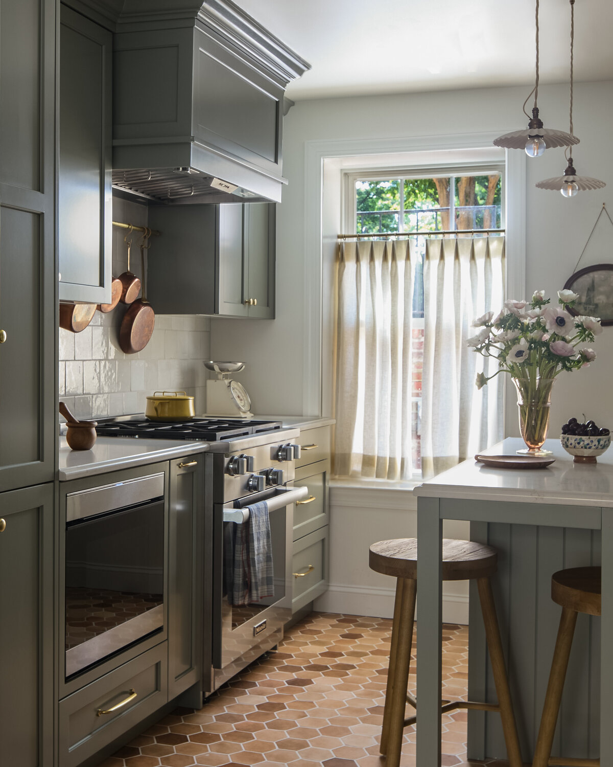 Lincoln Park-Kitchen-Sanabria