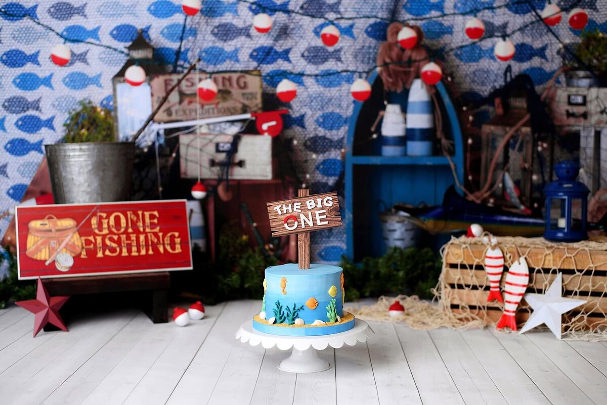mobile-inhome-cakesmash-photography_vancouver-fraser-valley_the-big-one-fishing-theme-boy01