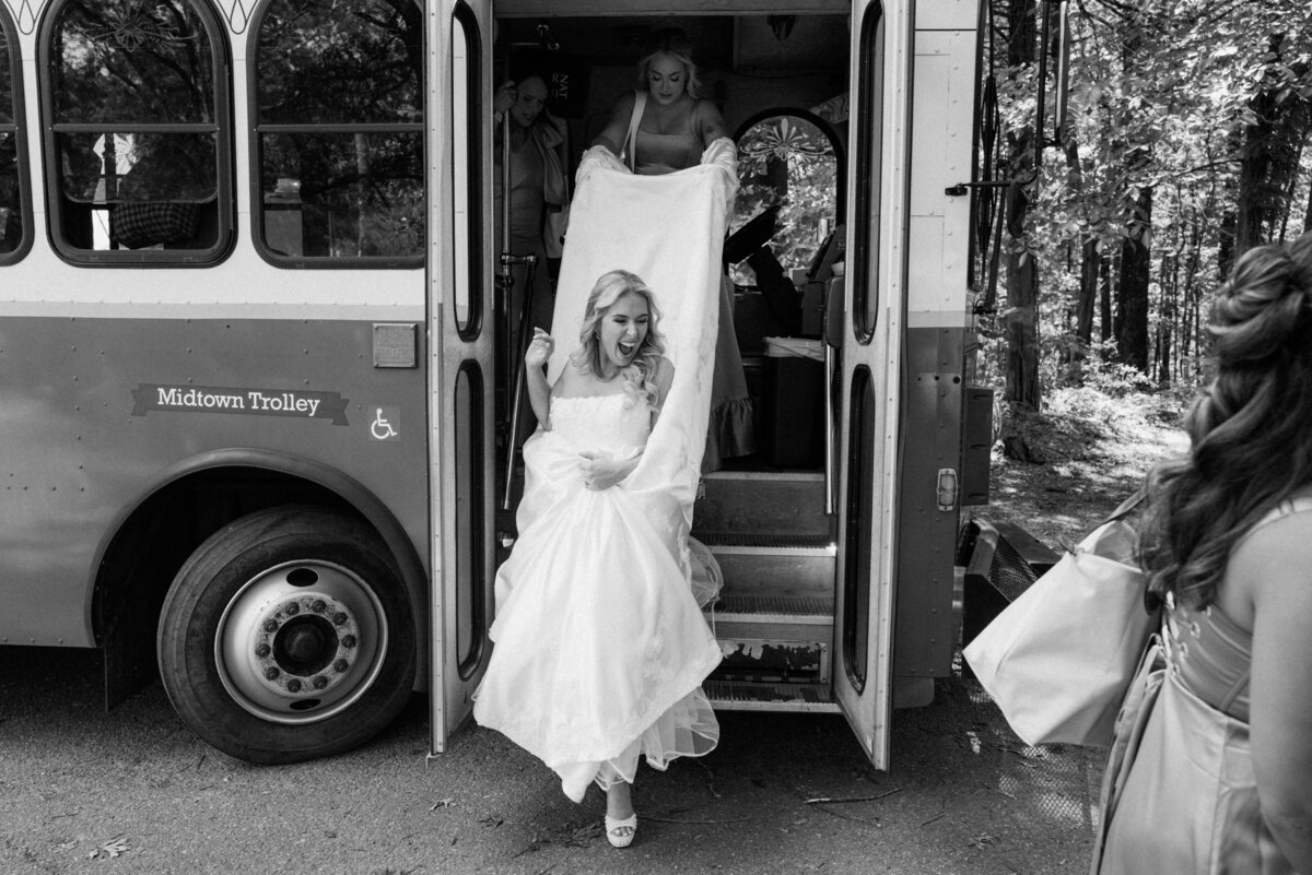 ElizabethandZachary_Teasers_0001