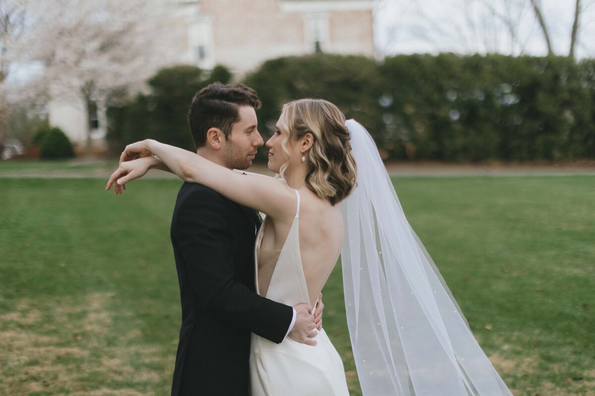Chloe Parker Photography Heartfelt Wedding Photographer in Virginia — Featured Photos 38