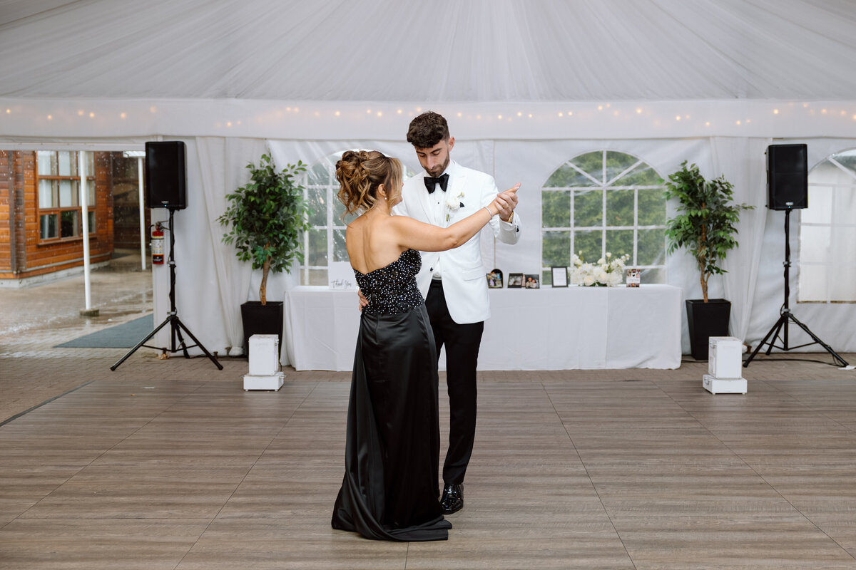 Sara & Joni Wedding Samples-173