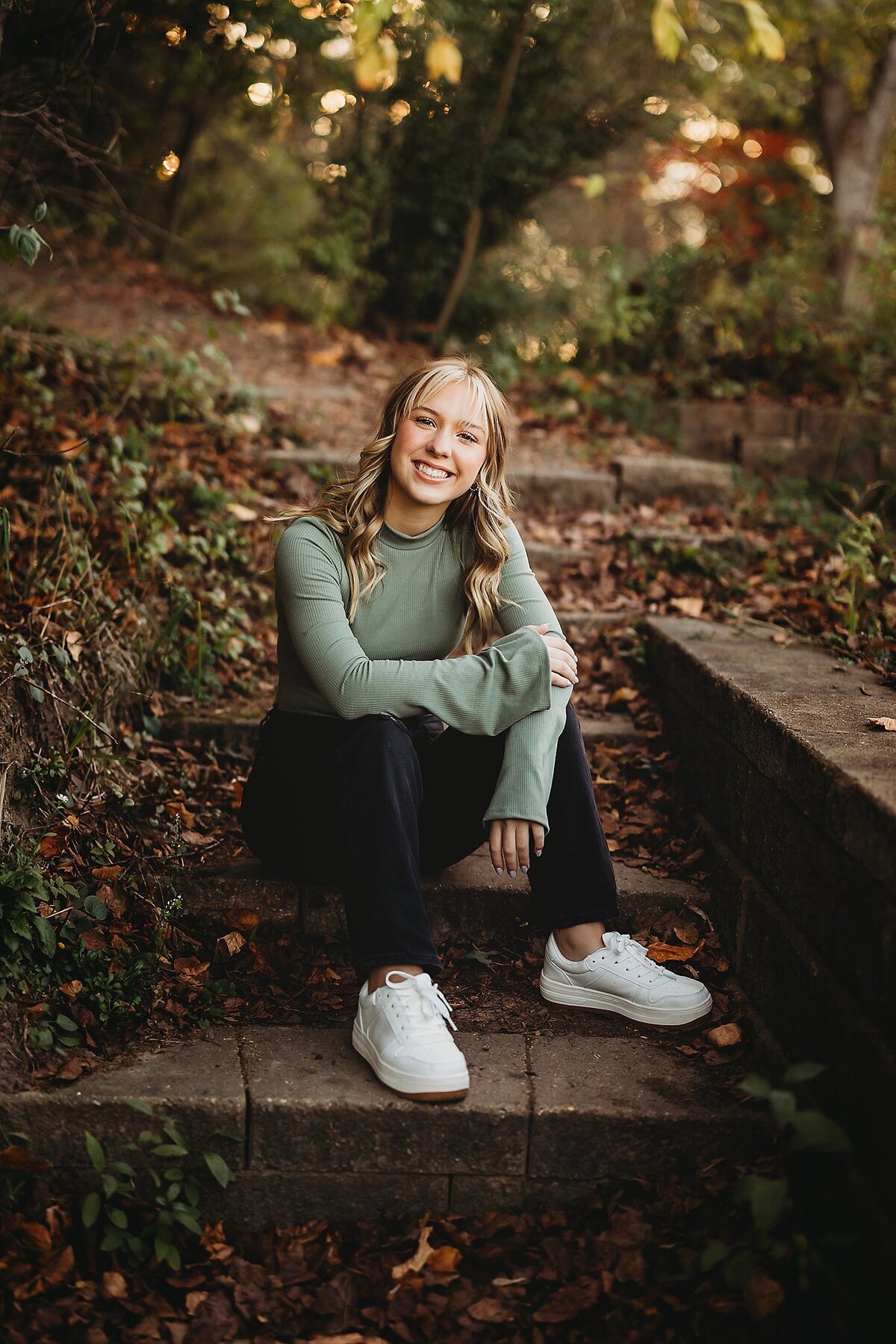 senior-session-portraits-forest-lake