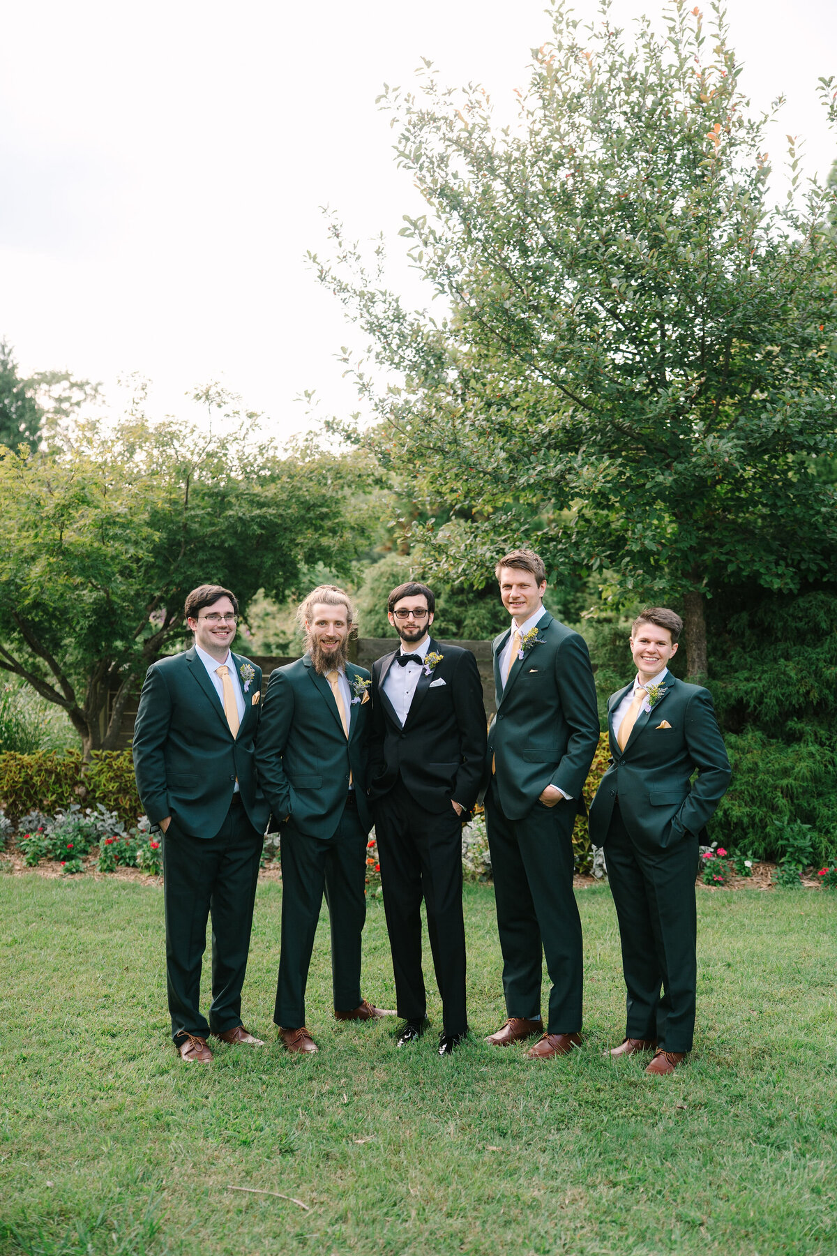 botanical-gardens-of-ozarks-wedding-destiny-spencer(24of75)
